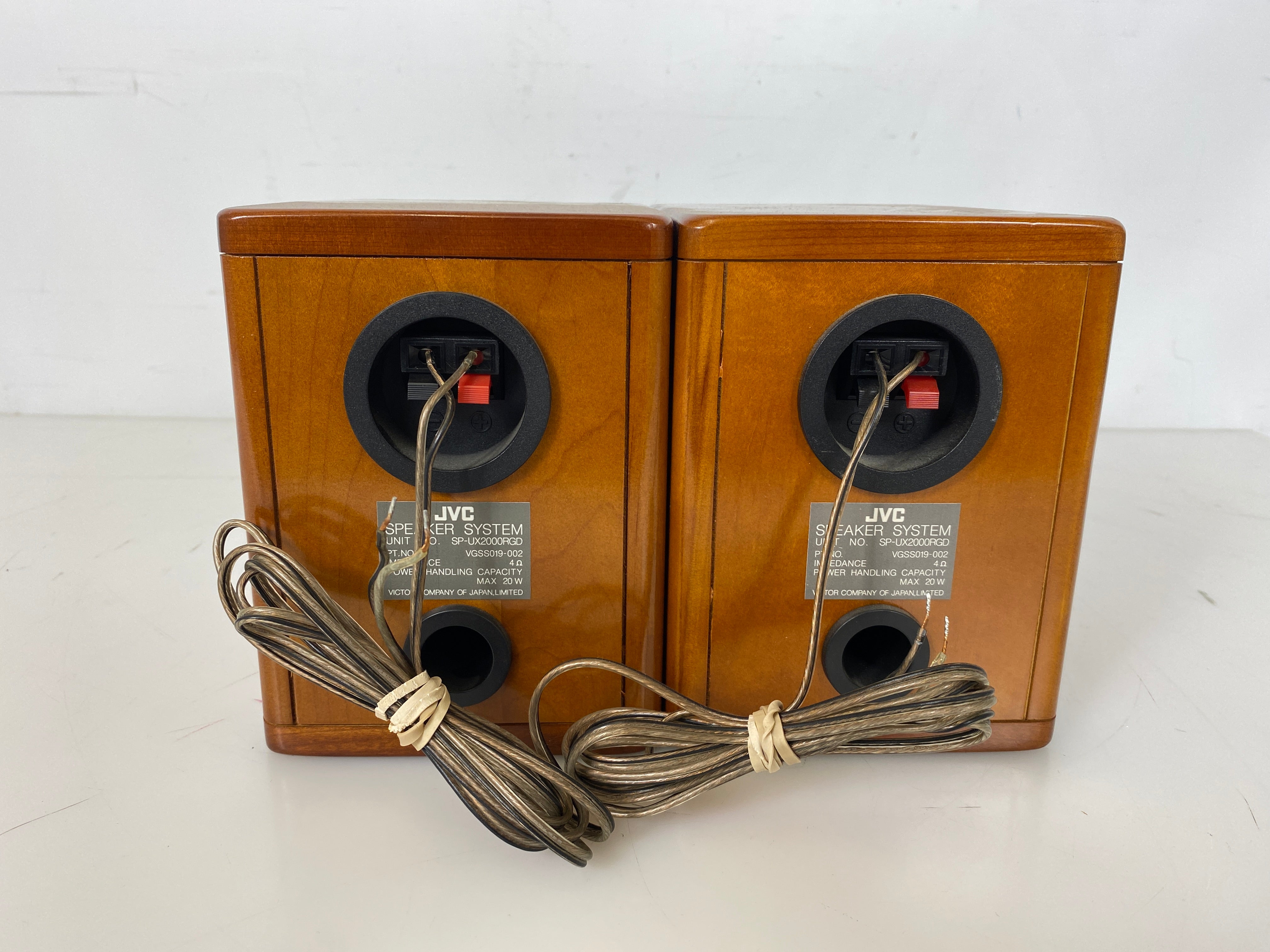 JVC Speakers System SP-UX2000RGD Cherry Wood Bookshelf Speakers