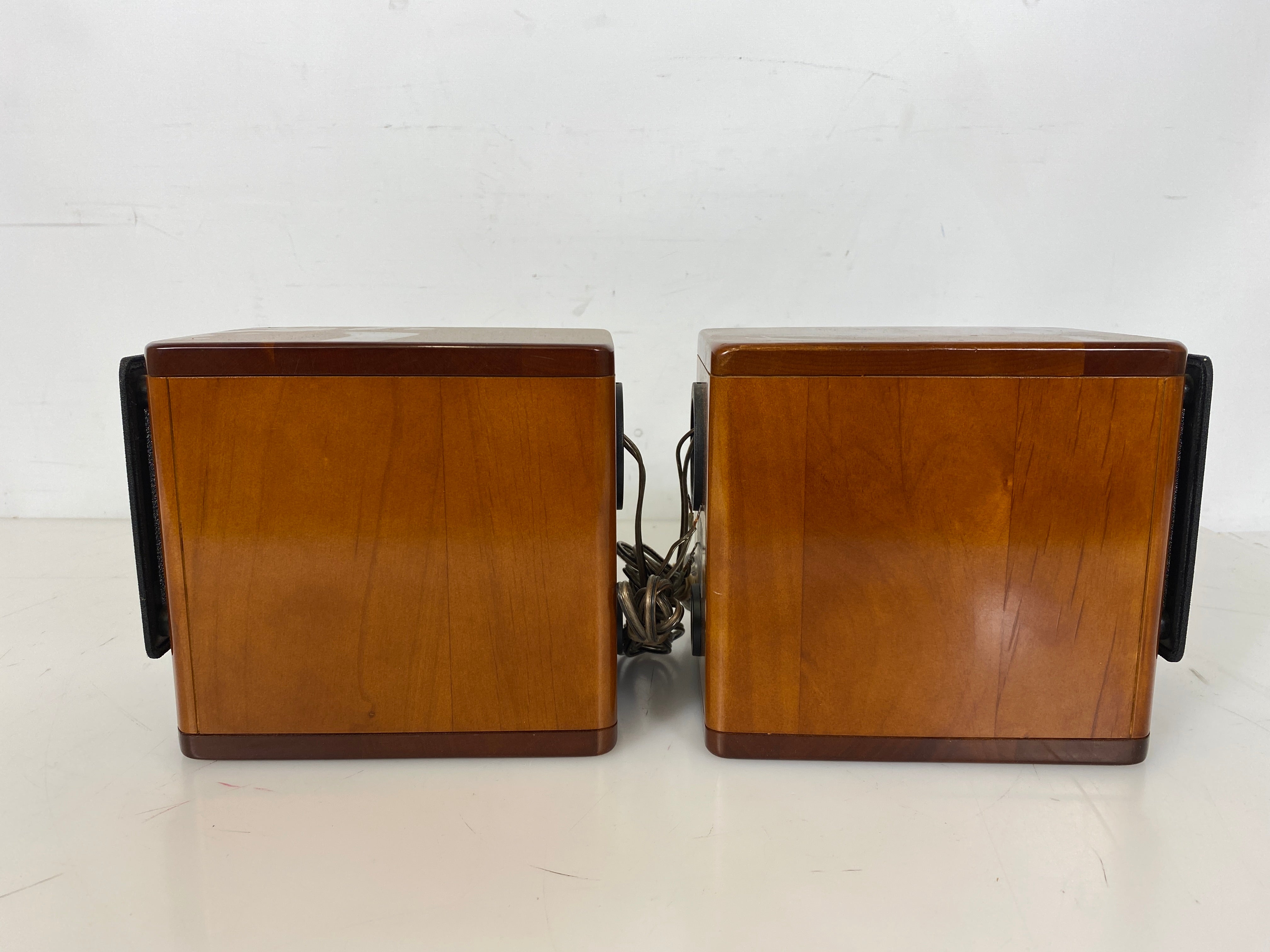 JVC Speakers System SP-UX2000RGD Cherry Wood Bookshelf Speakers