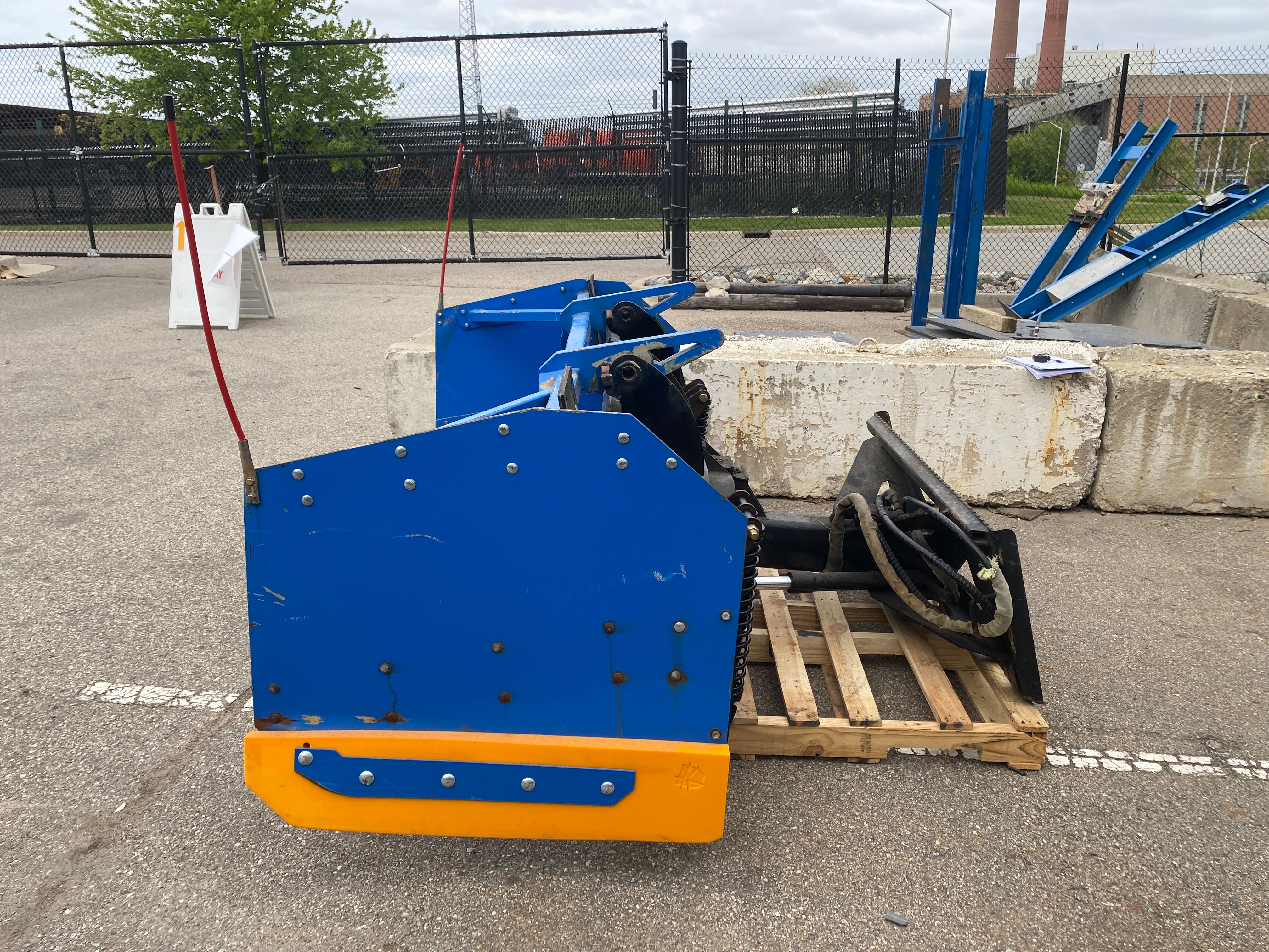 Kage #SB72 Plow with Box
