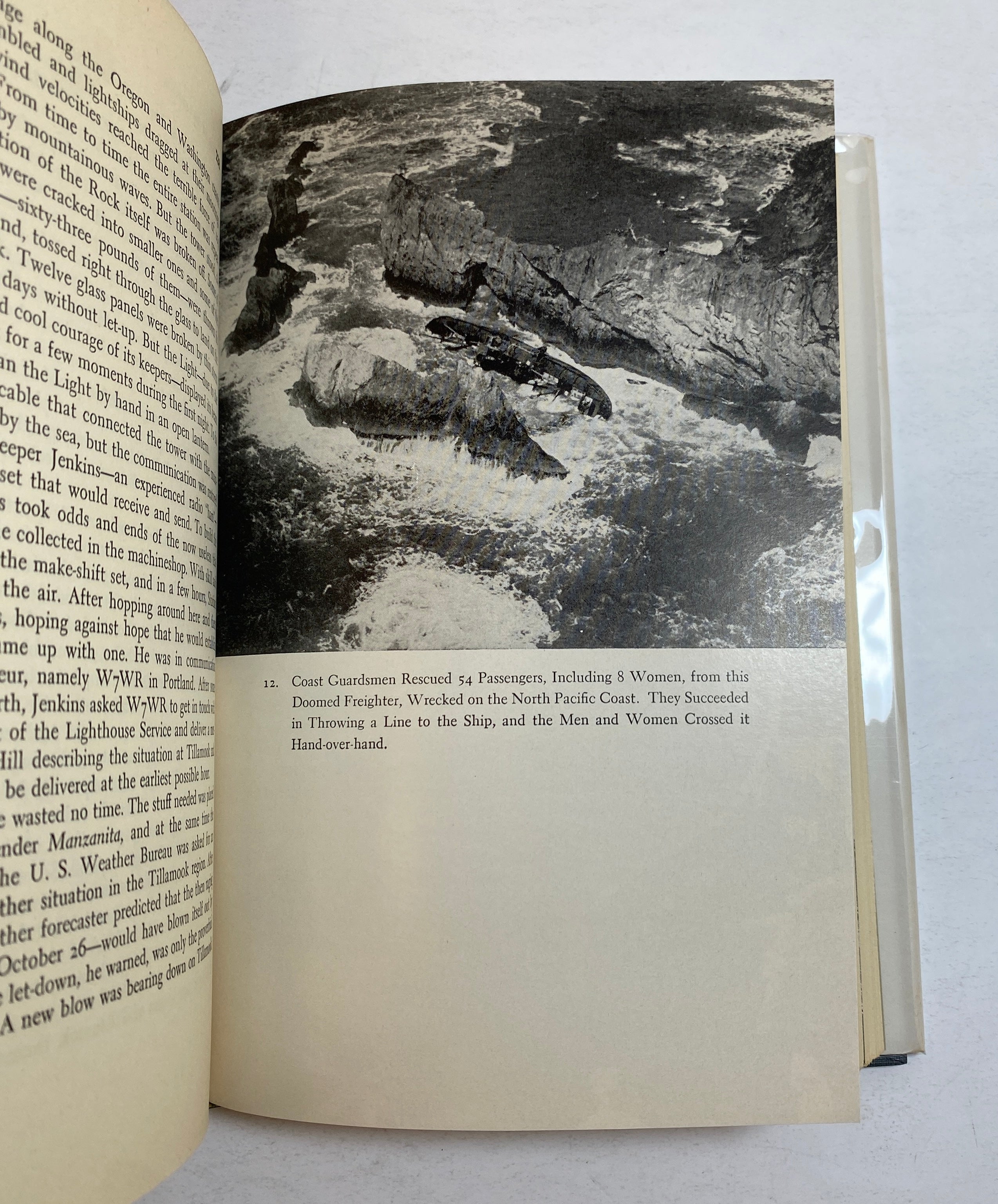 Keepers of the Lights by Adamson 1955 Vintage Lighthouse History HCDJ
