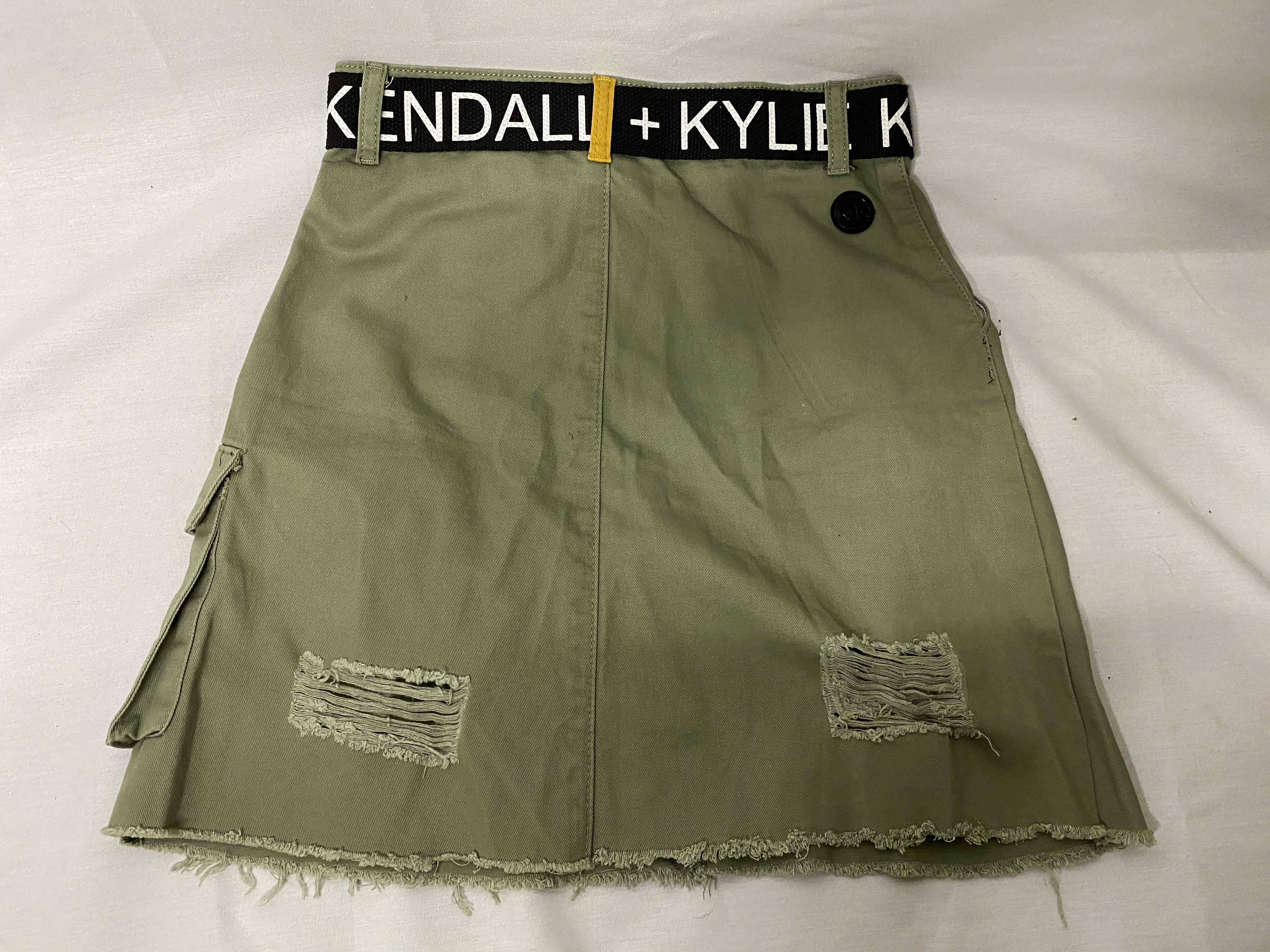 Kendall and Kylie Forever 21 Distressed Olive Green Cargo Skirt Women's XS