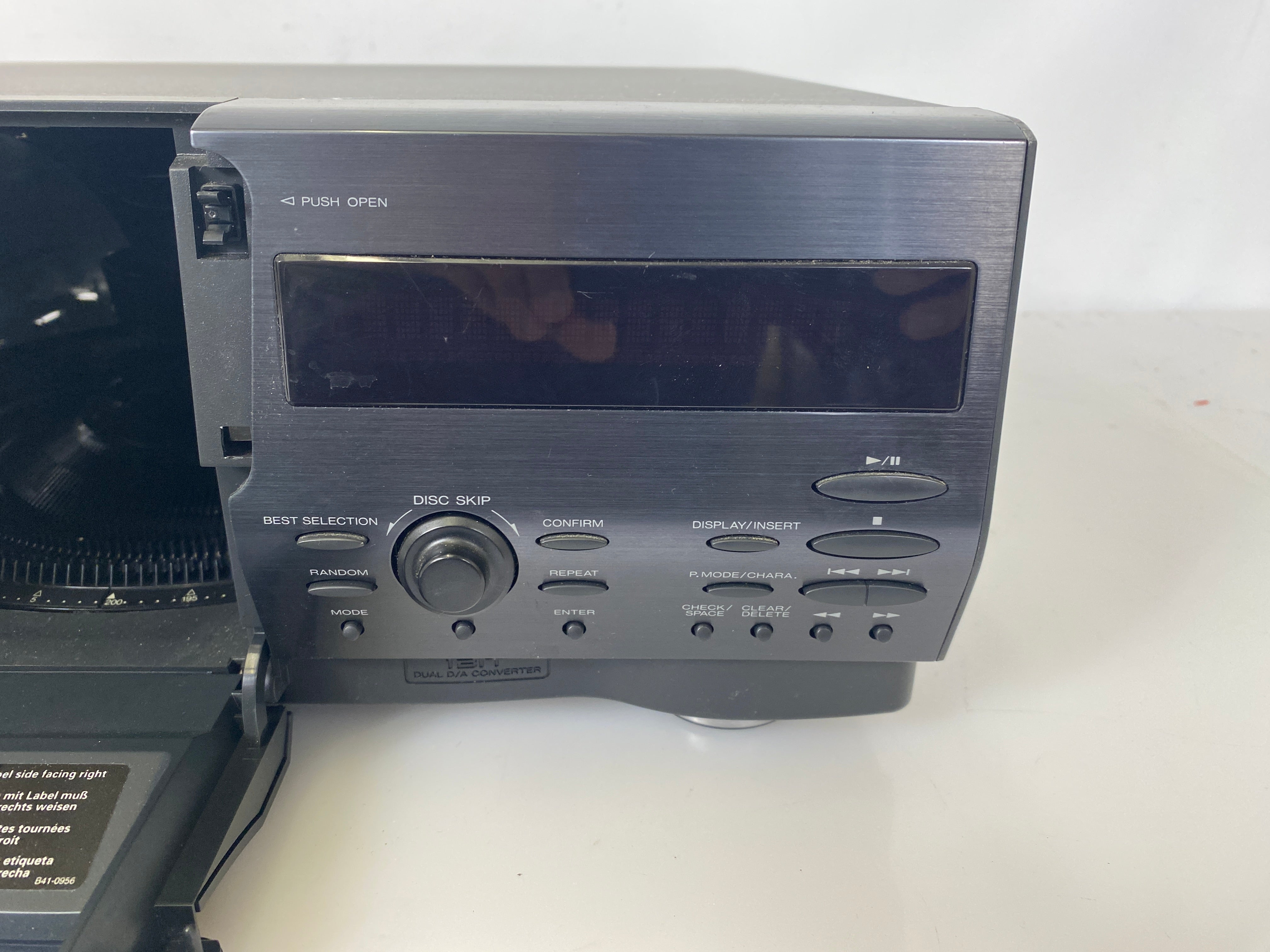 Kenwood CD-223M Multiple Compact Disc Player