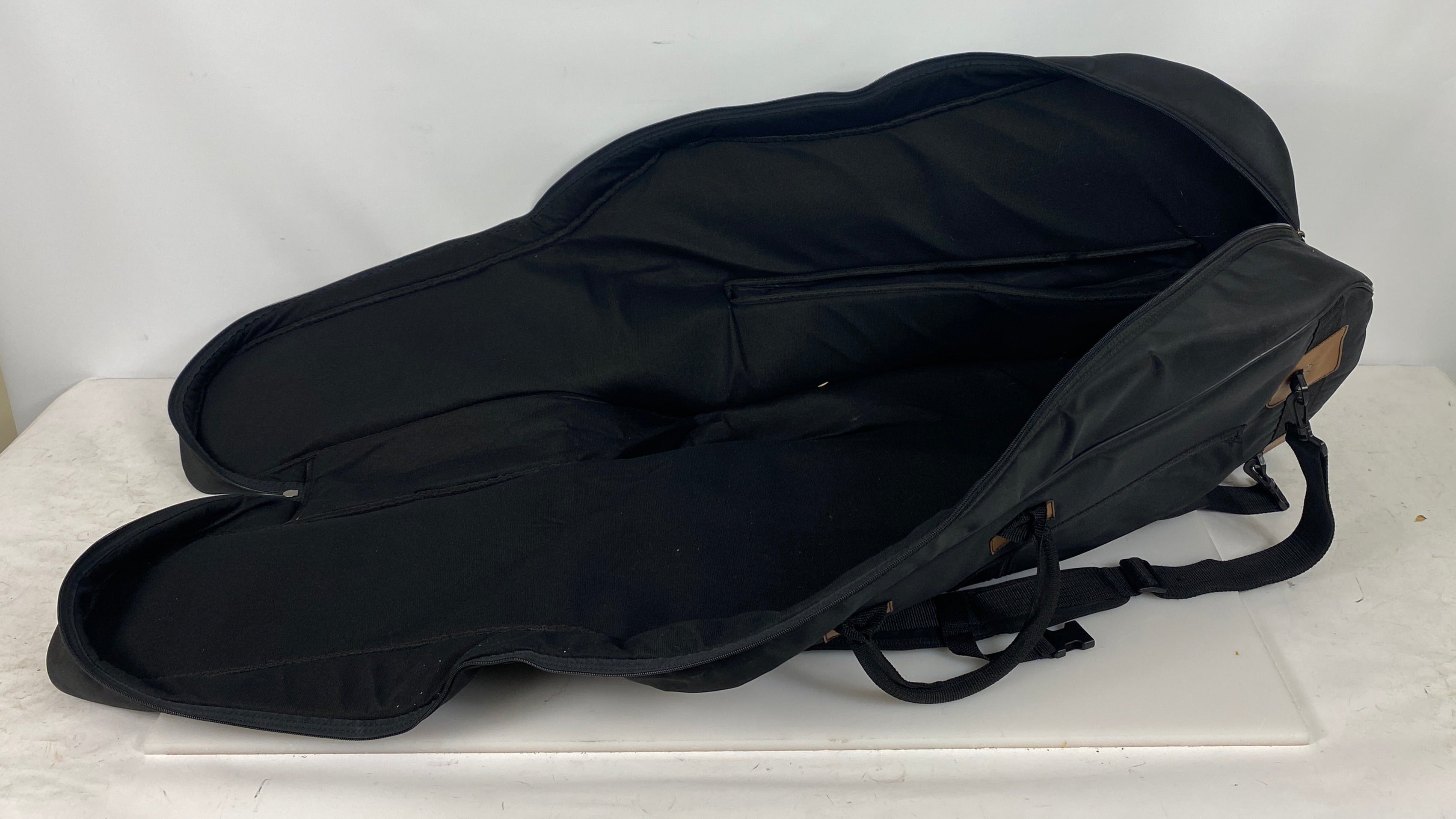 Knilling Cello Travel Case w/ Back Straps