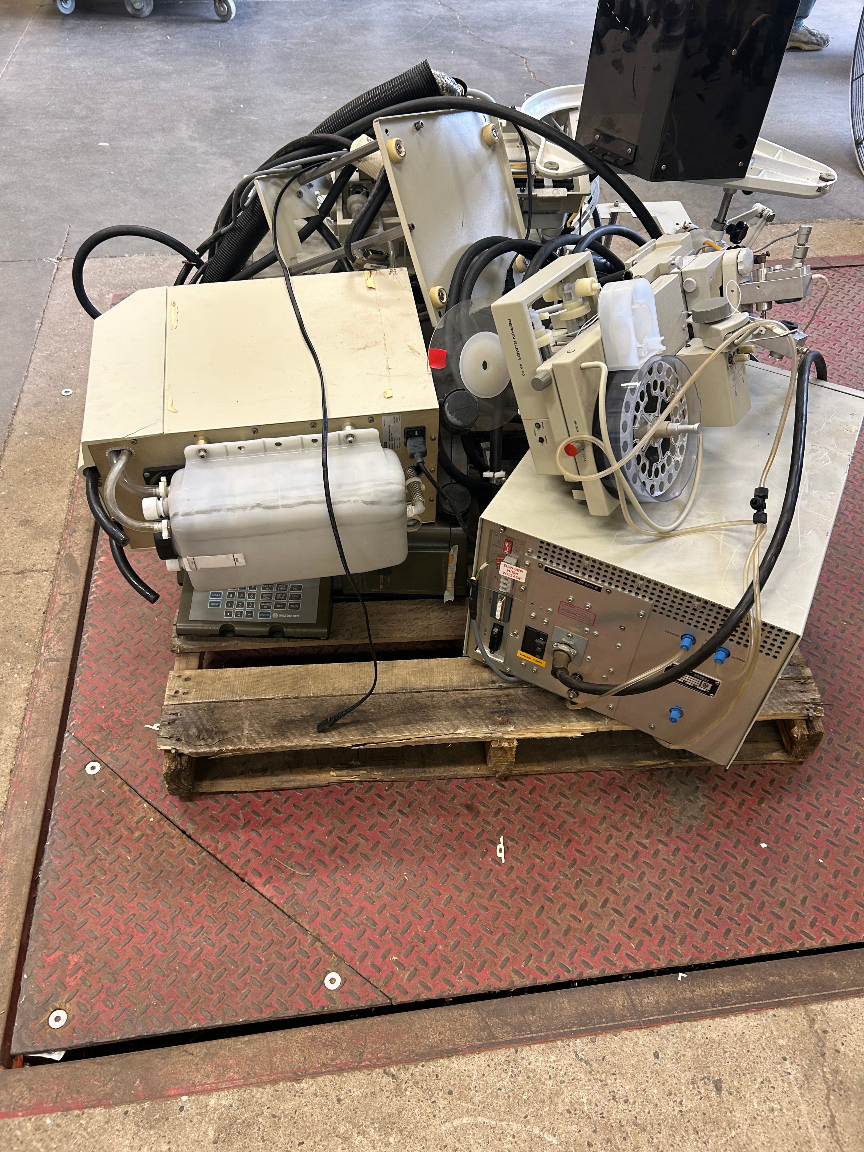 Lab Equipment for *Parts or Repair*
