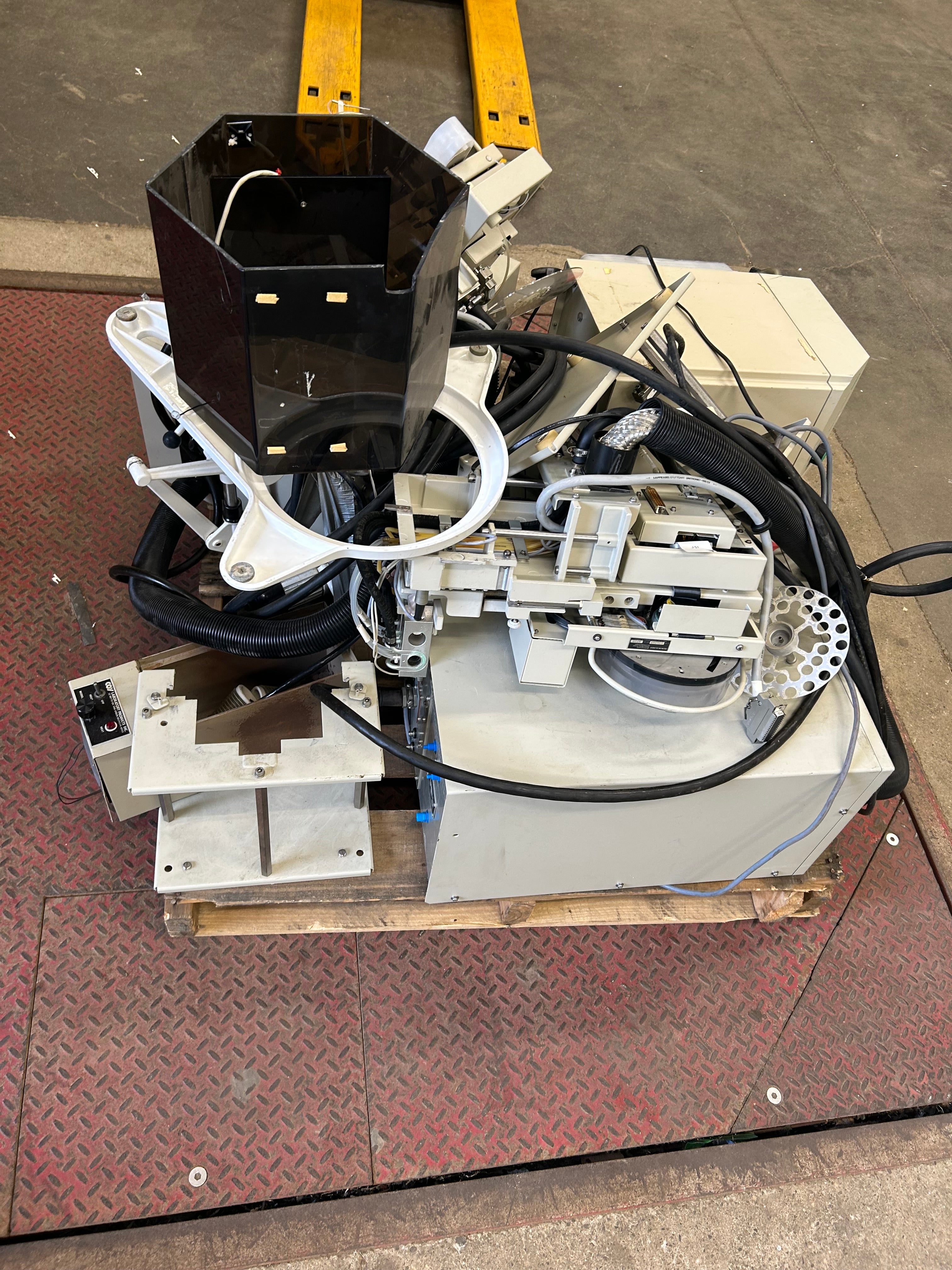 Lab Equipment for *Parts or Repair*