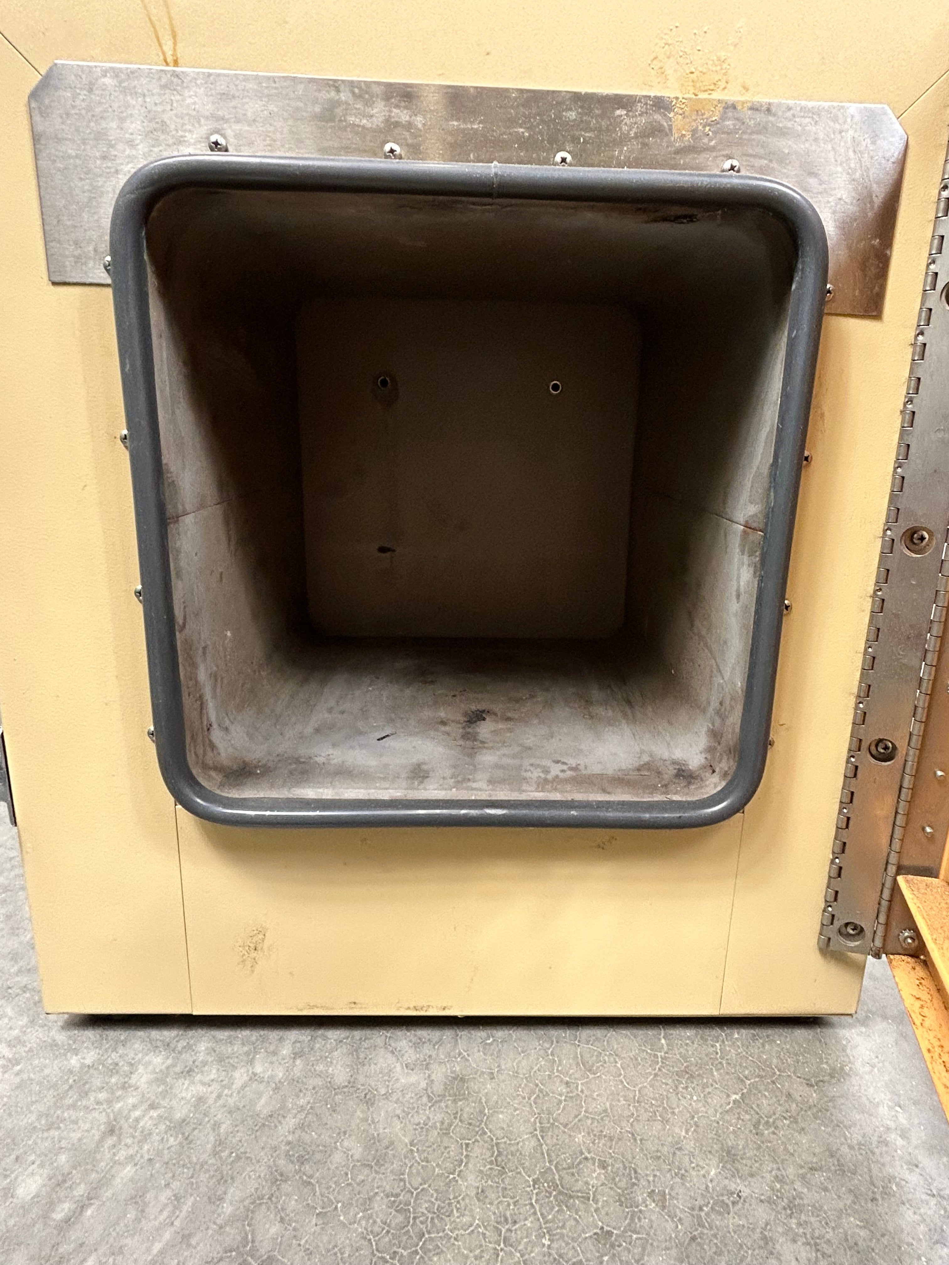 Lab-Line Squaroid Duo-Vac Oven