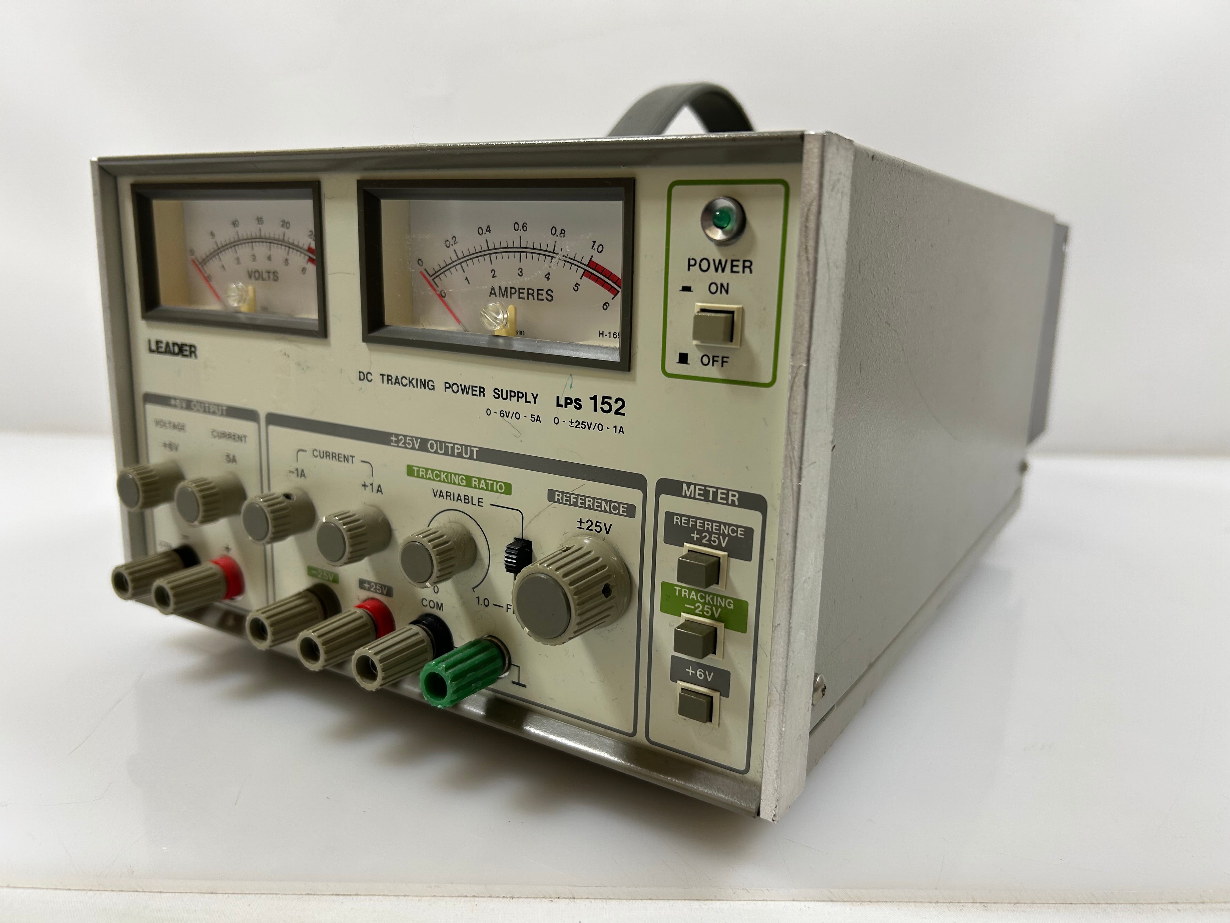 Leader LPS-152 DC Tracking Power Supply