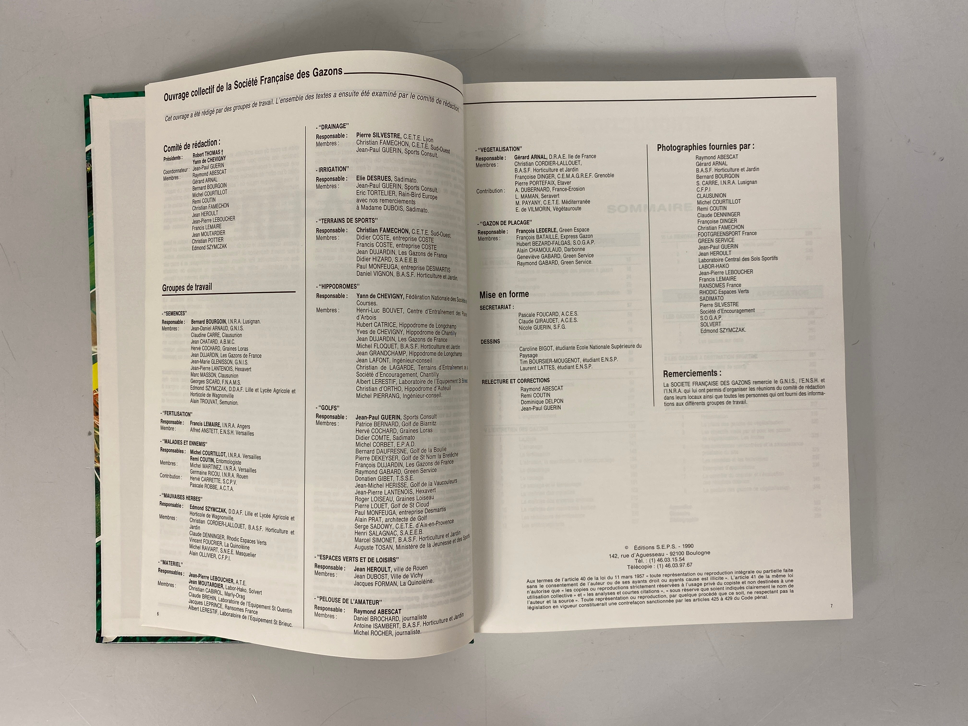L'Encyclopedie des Gazons (All About Lawns) 1990 HC