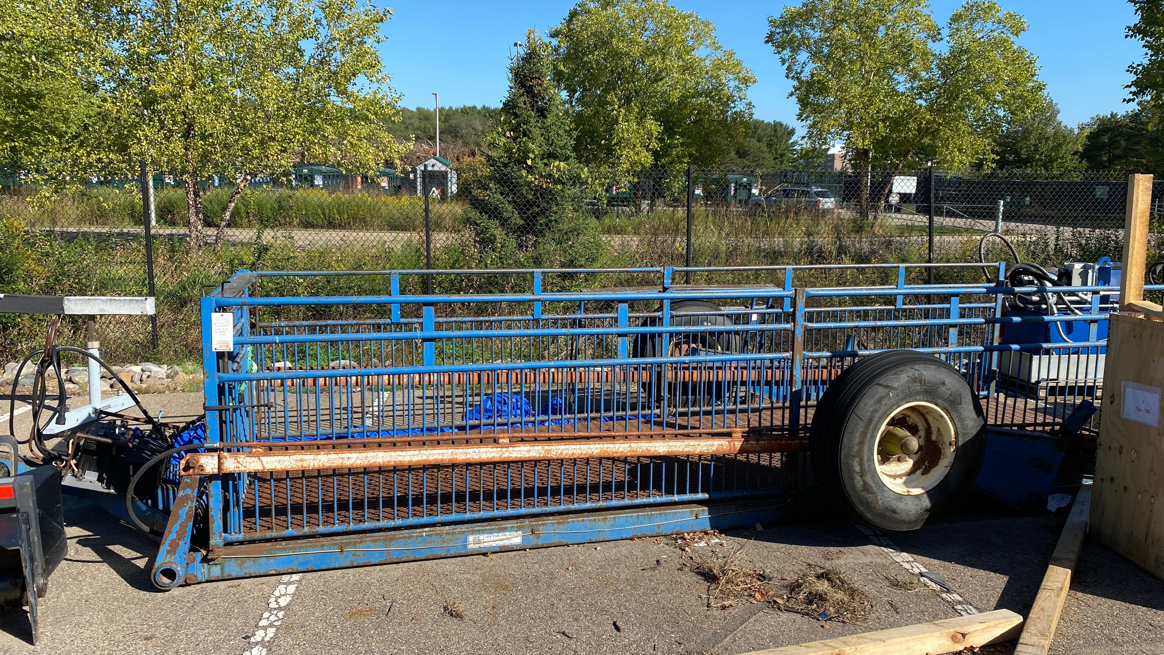 Lifetime Products High-Low Hydraulic Livestock Trailer