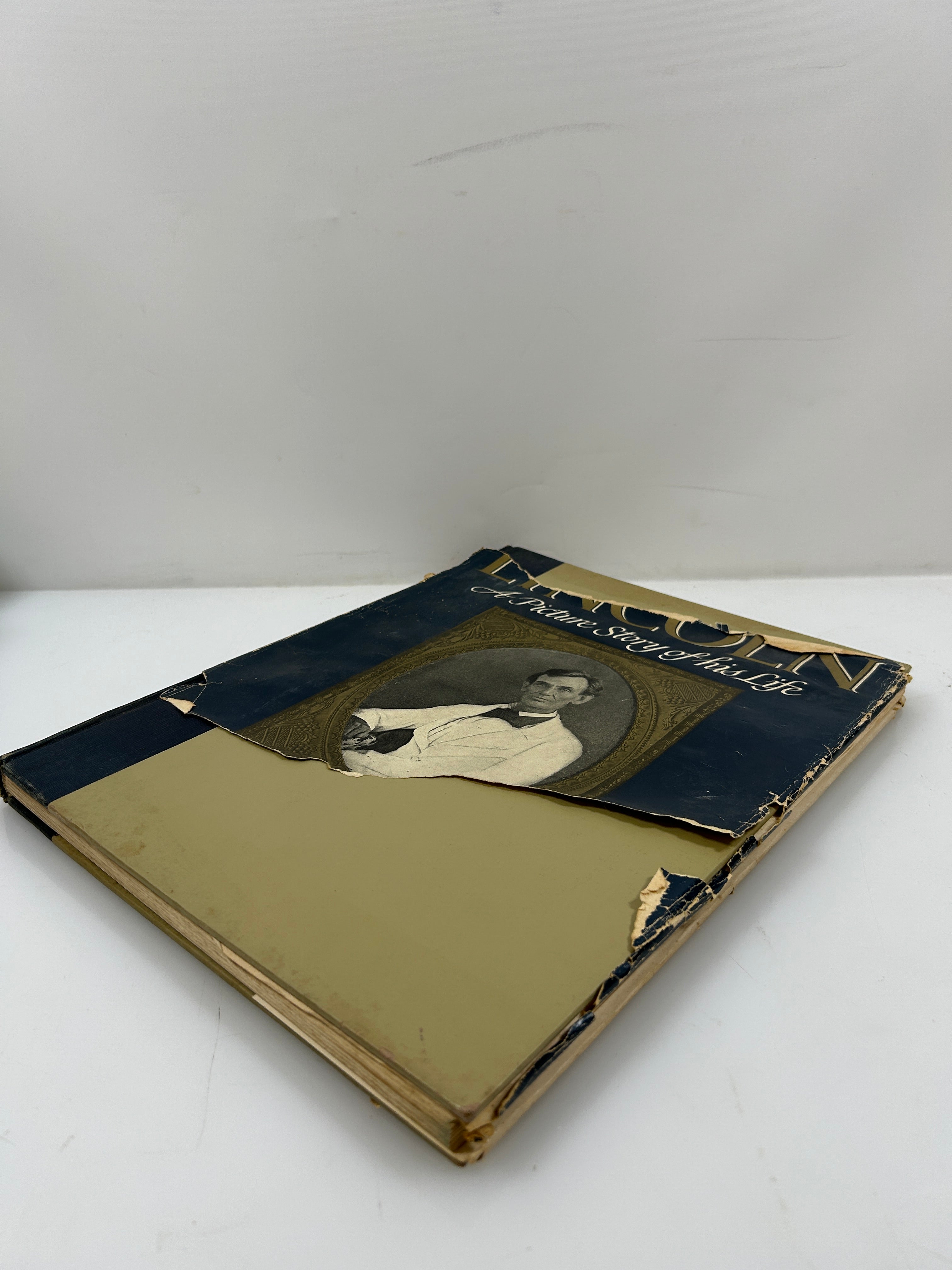 LINCOLN A Picture Story of his Life by Stefan Lorant Harper & Bros 1952 HCDJ