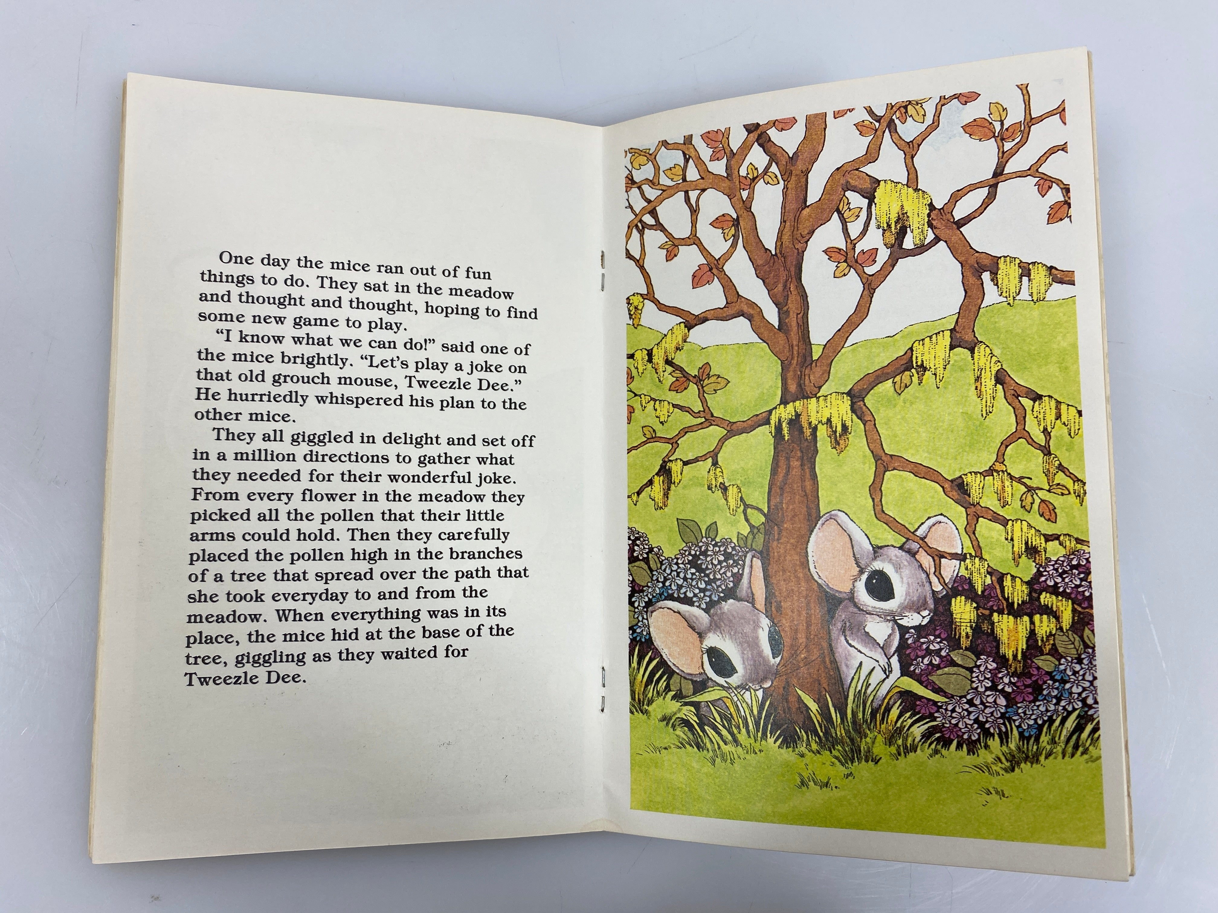 Little Mouse on the Prairie by Cosgrove 1980 SC