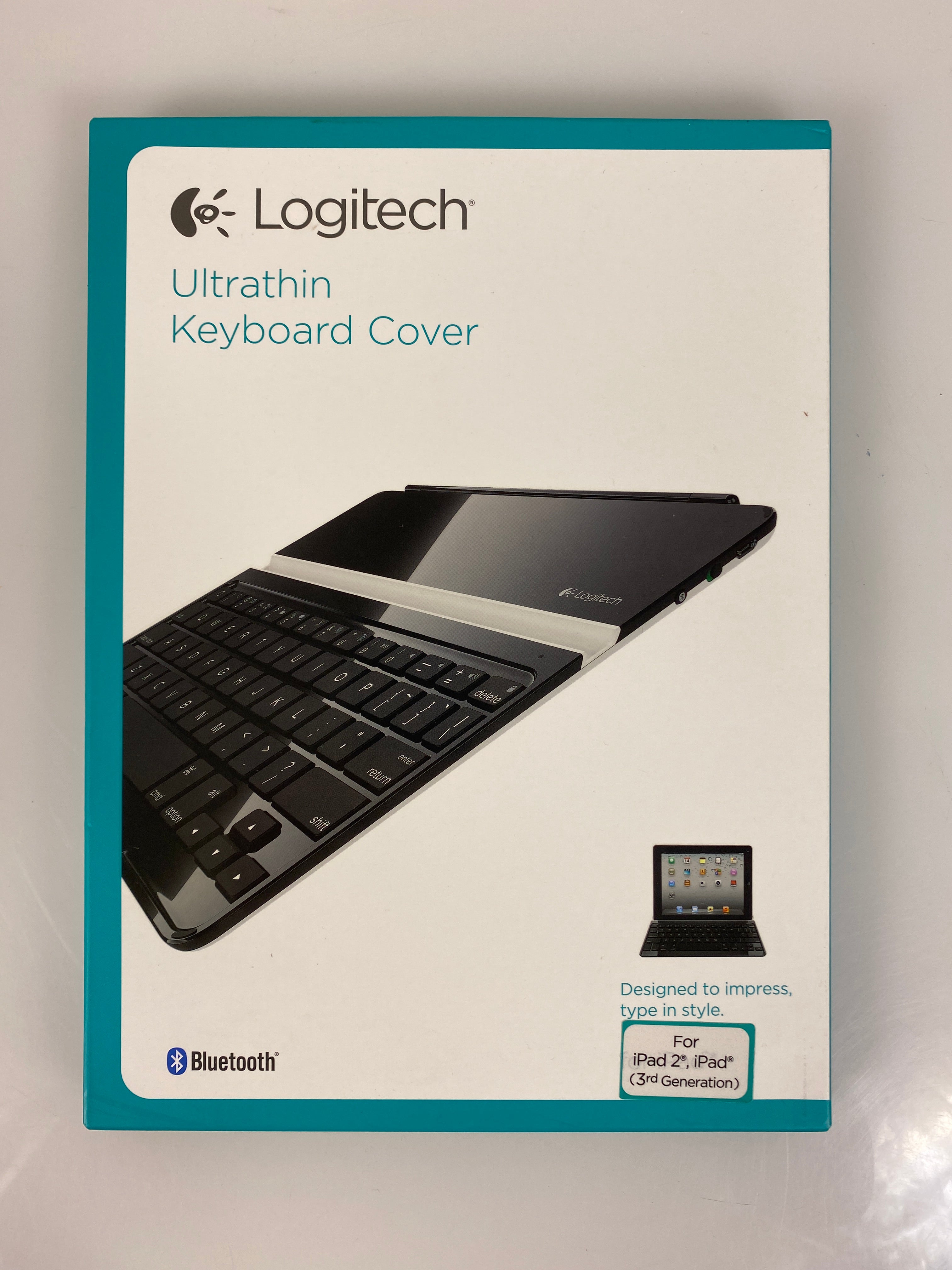 Logitech Ultrathin Keyboard Cover for iPad 2nd and 3rd Generation *New*