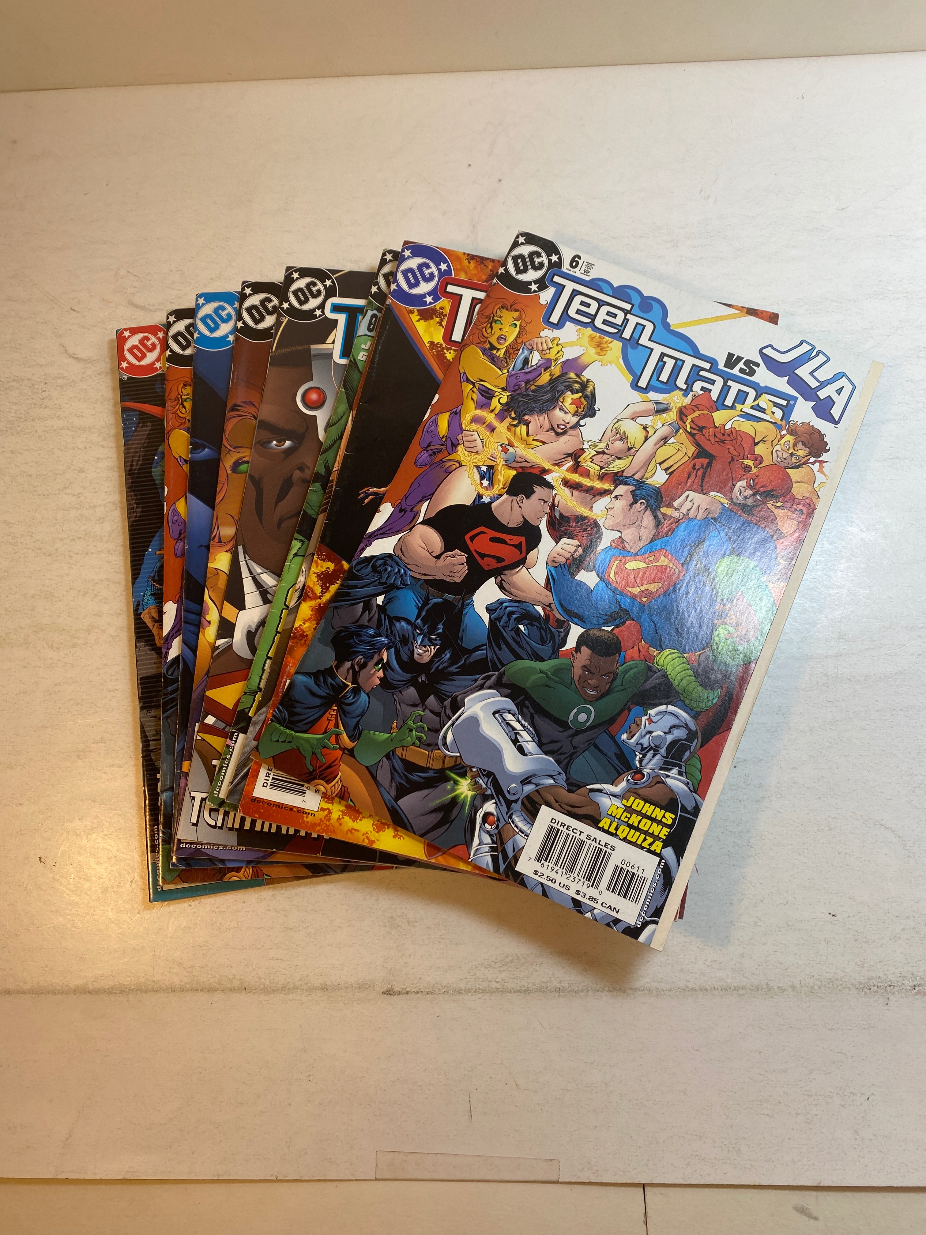 Lot of 10 Teen Titans DC Comics 2003-2004