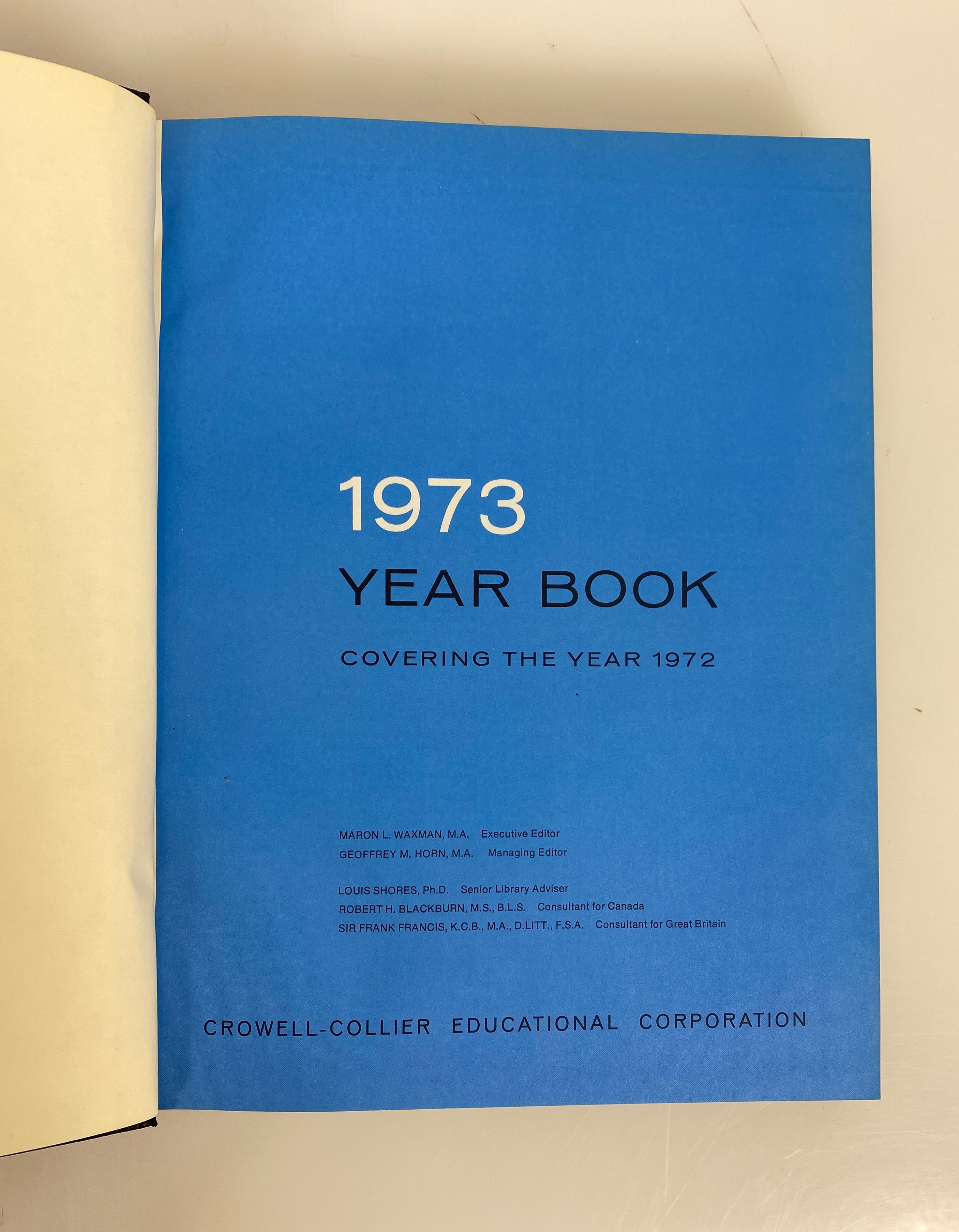 Lot of 11 Collier's Encyclopedia Year Books 1962-1973 Vintage HC
