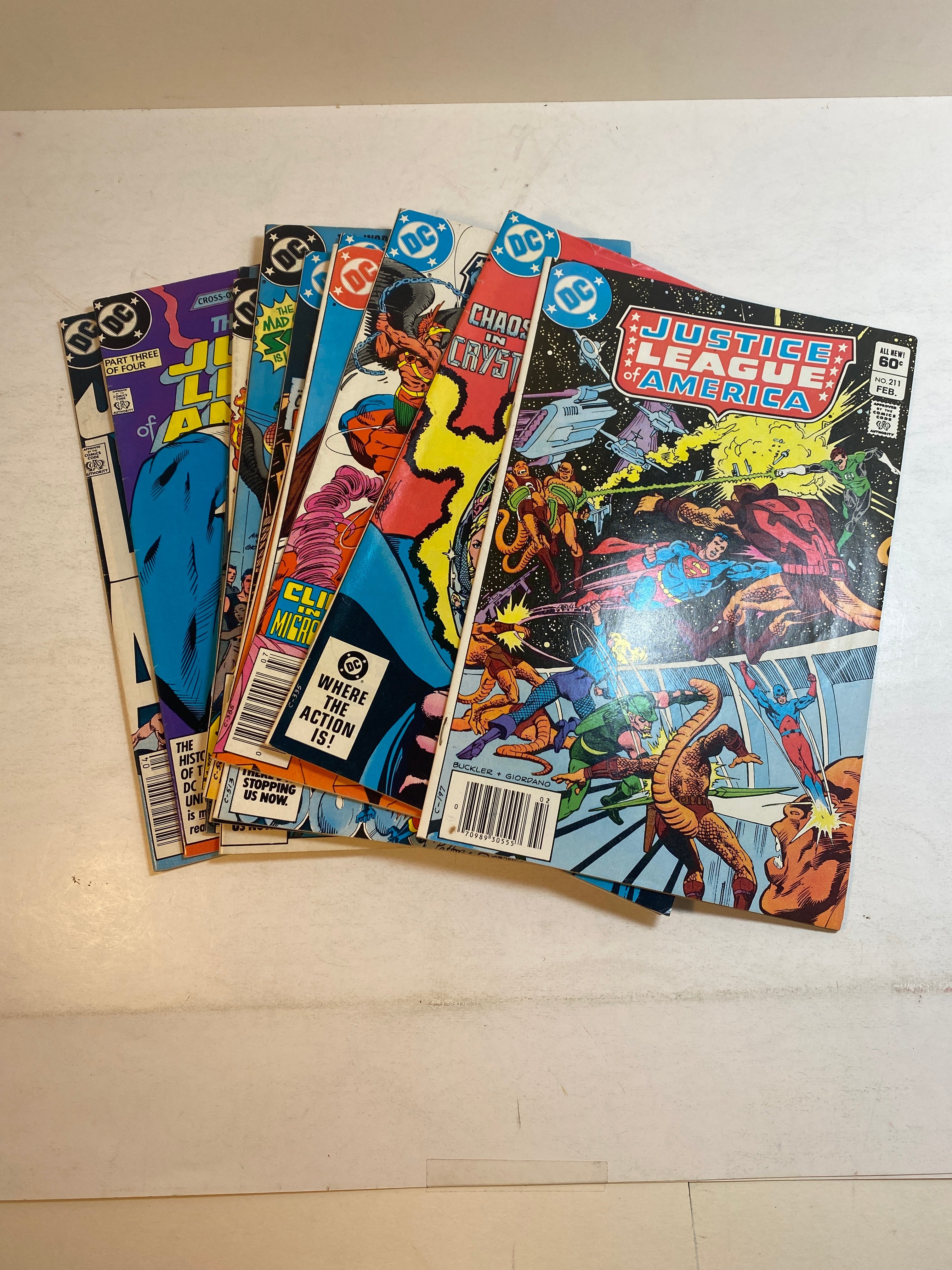 Lot of 11 Justice League of America DC Comics 211-261 1983-1986