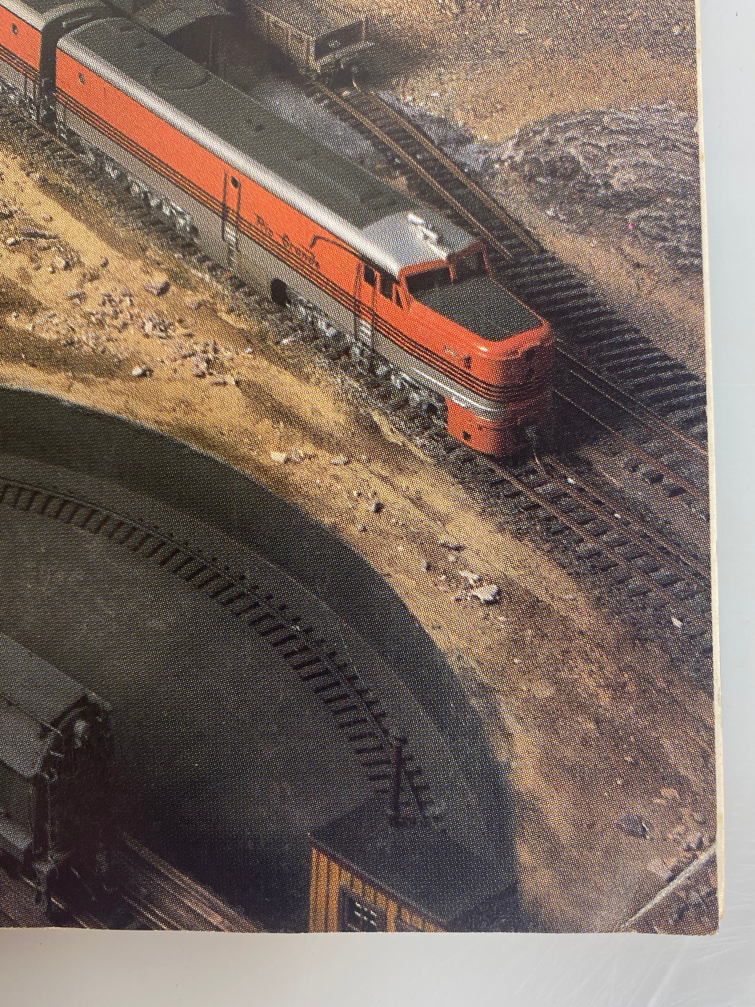 Lot of 12 Model Railroader Magazine (1986 Complete Year)