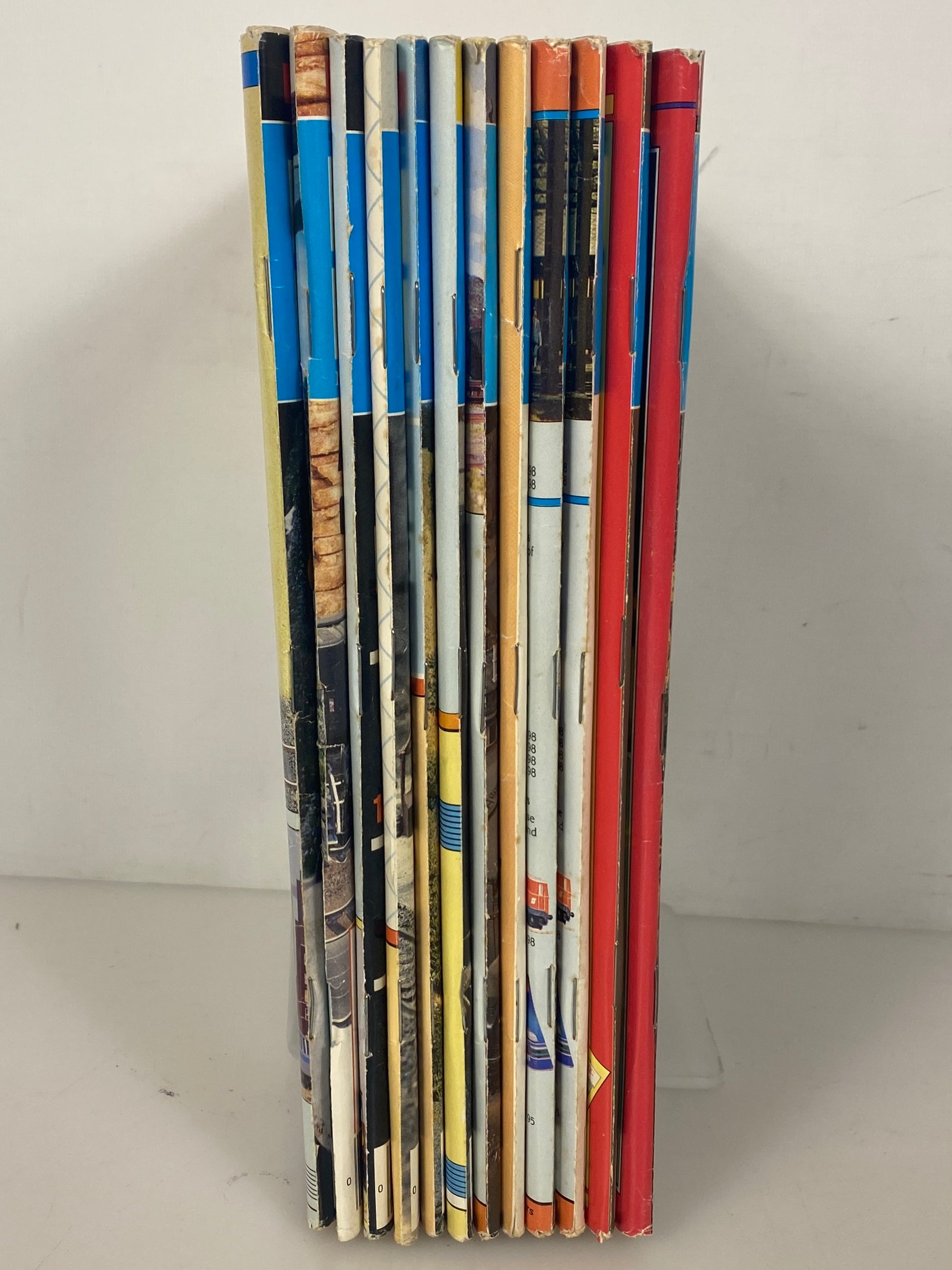 Lot of 12 Model Railroader Magazine (1986 Complete Year)