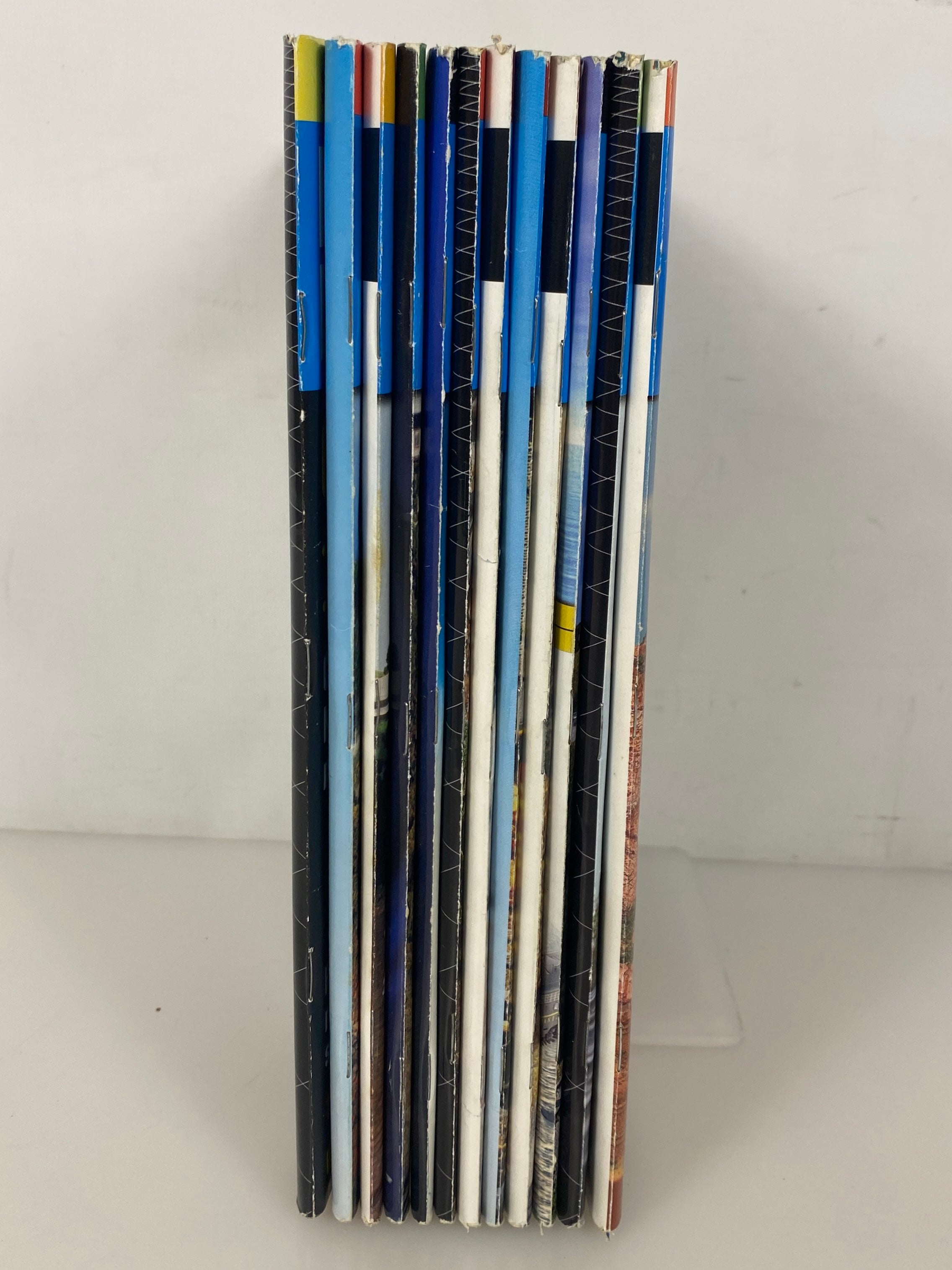 Lot of 12 Model Railroader Magazine (2002 Complete Year)