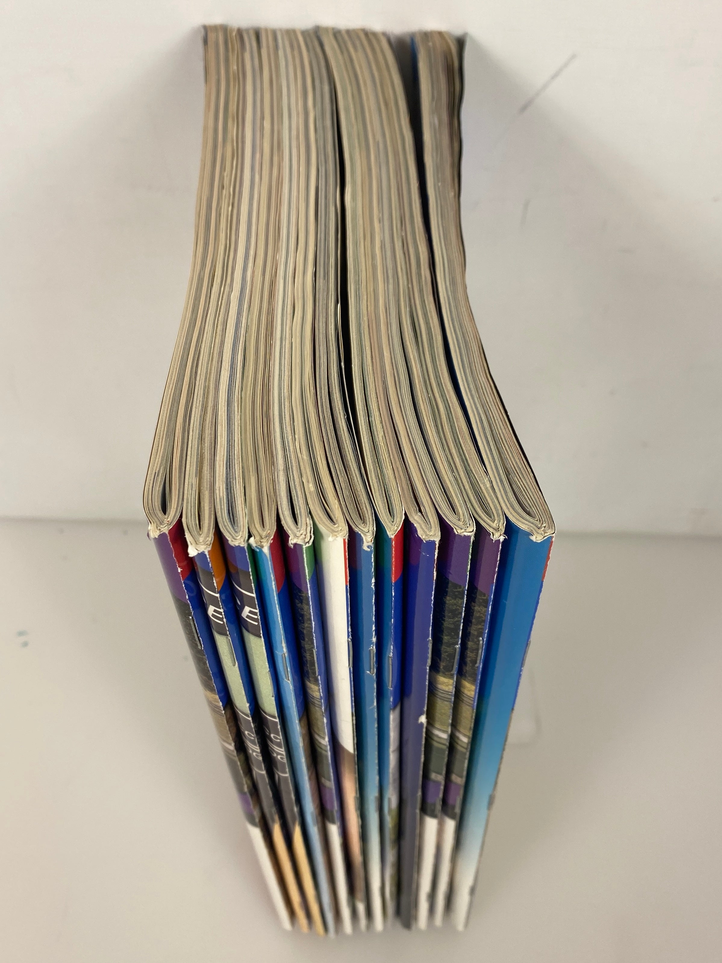 Lot of 12 Model Railroader Magazine (2004 Complete Year)