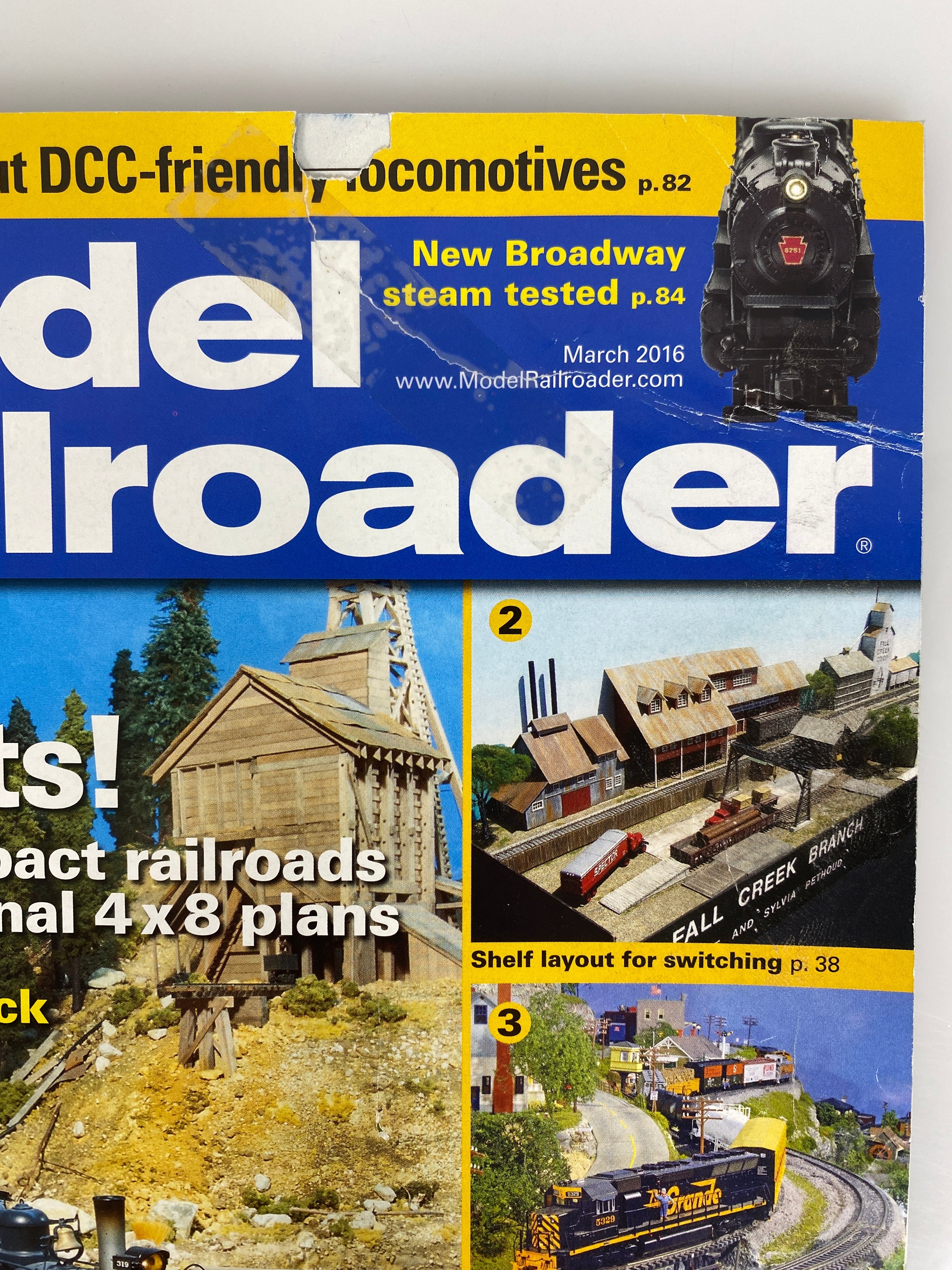 Lot of 12 Model Railroader Magazine (2016 Complete Year)