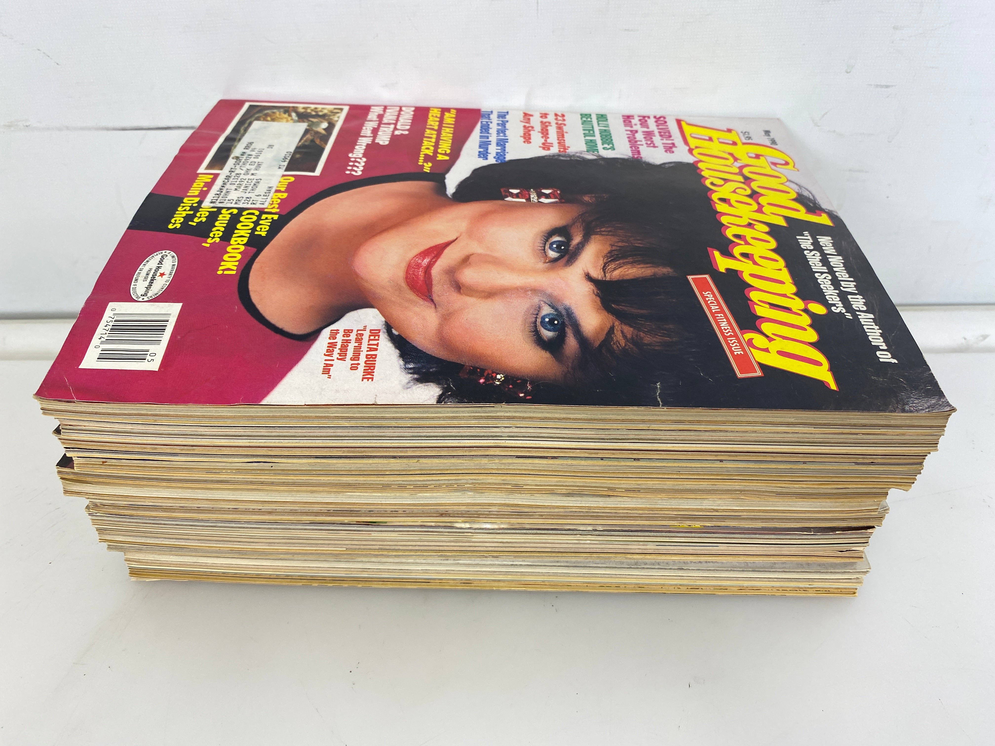 Lot of 12 Vintage Good Housekeeping Magazines 1990
