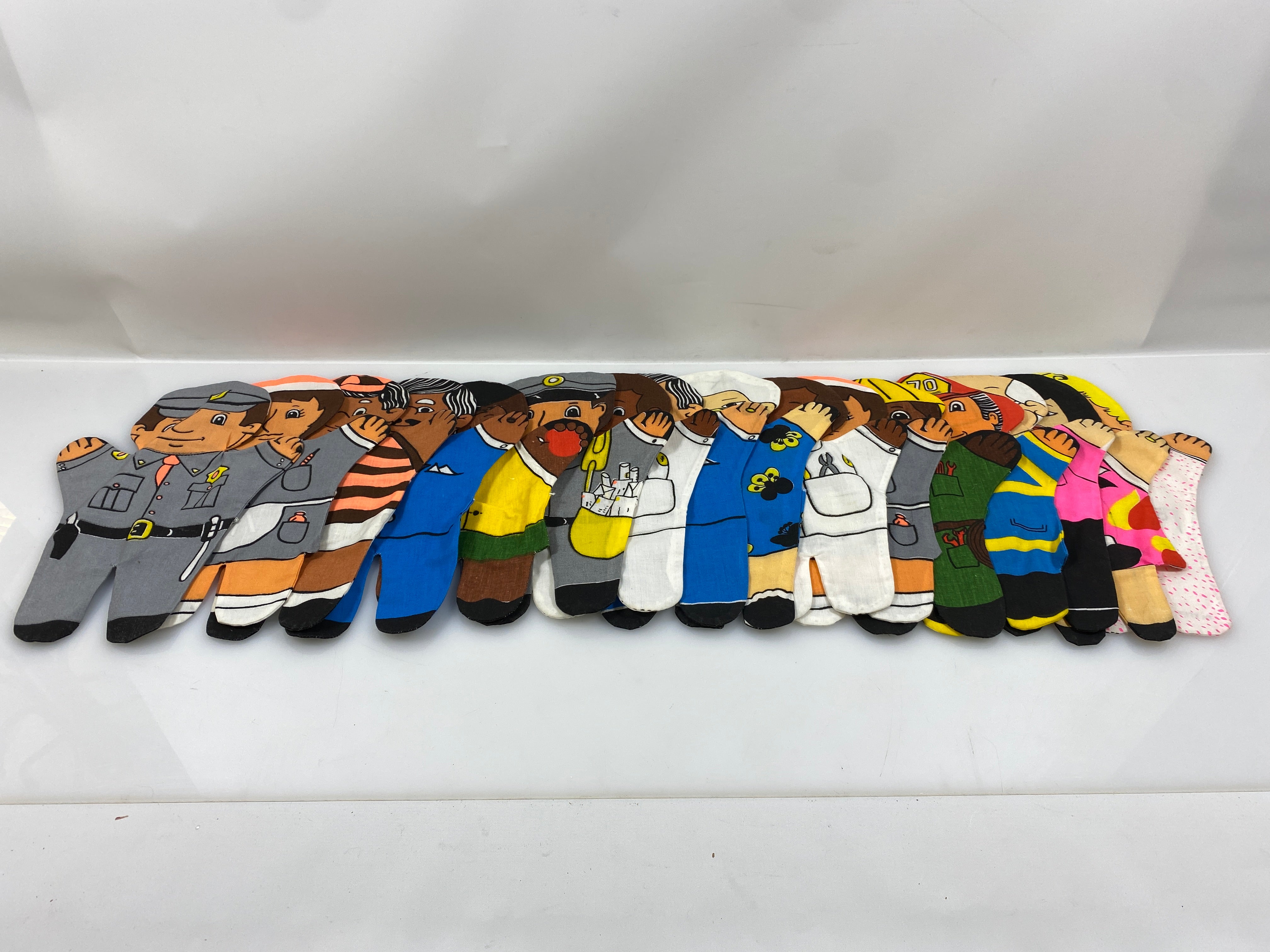 Lot of 16 Dexter Educational Fabric Hand Puppets