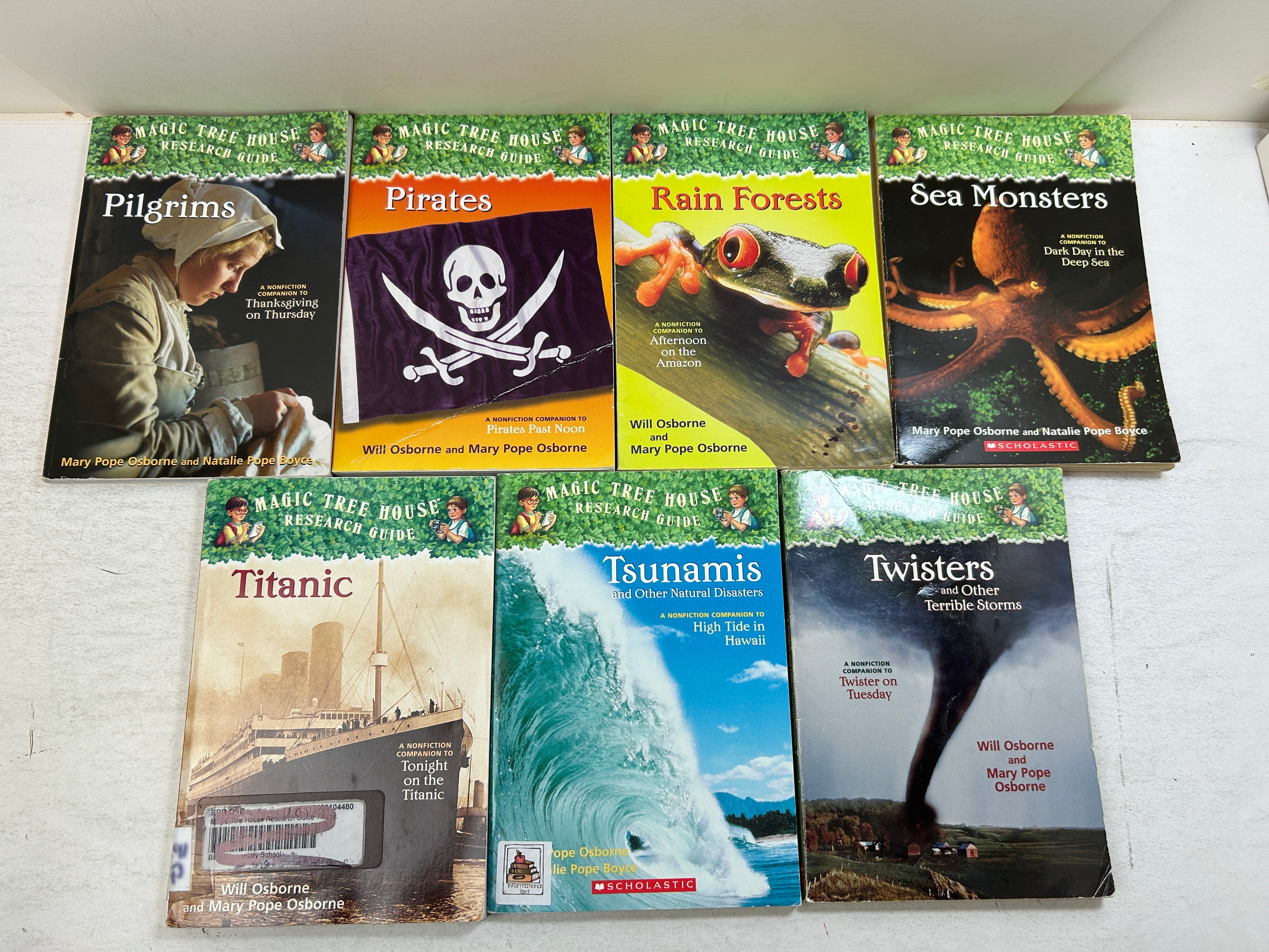 Lot of 17 Magic Tree House Research Guides & Fact Trackers by MP Osborne SC