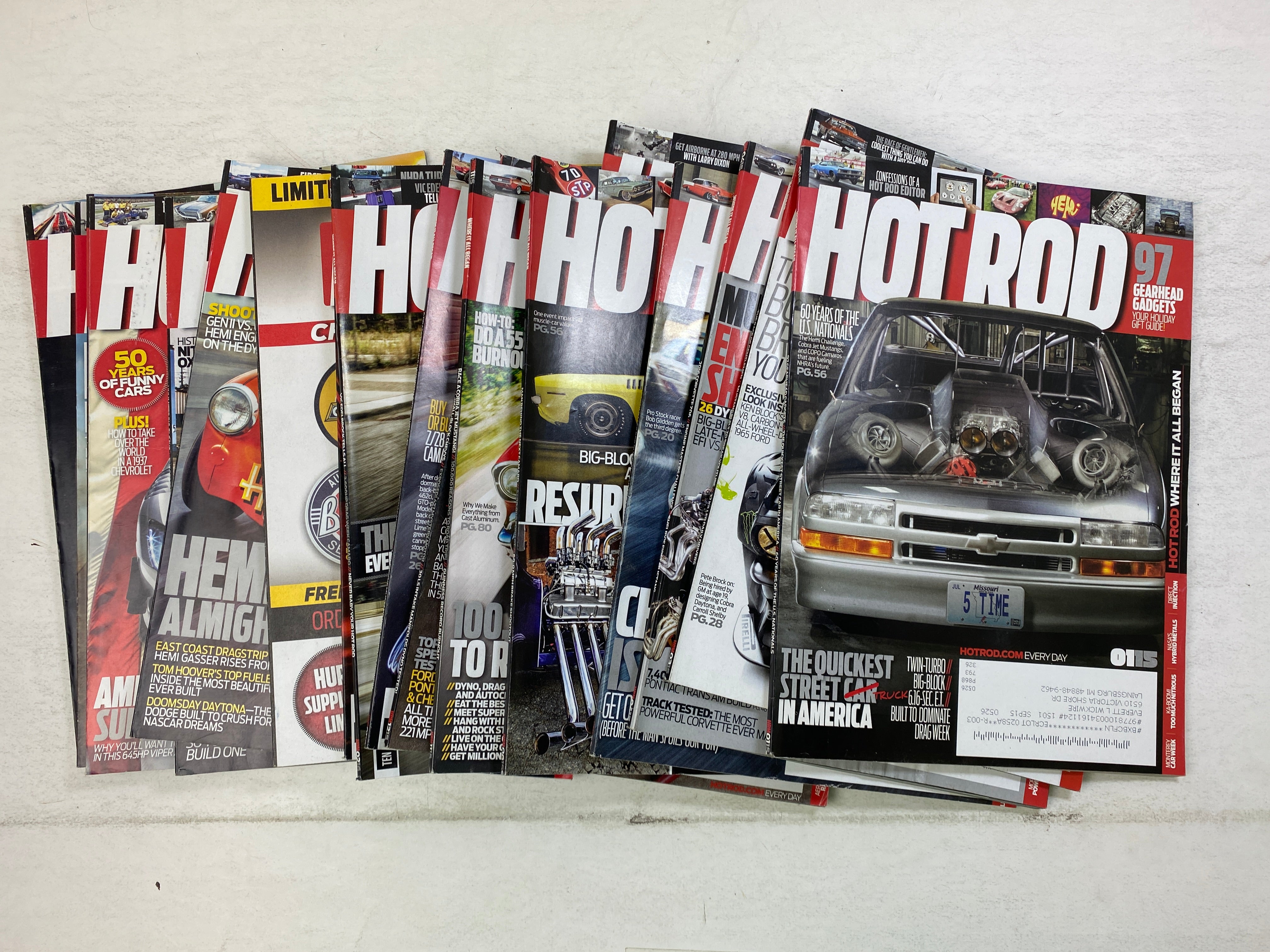 Lot of 18 Hot Rod Magazines 2015-2016