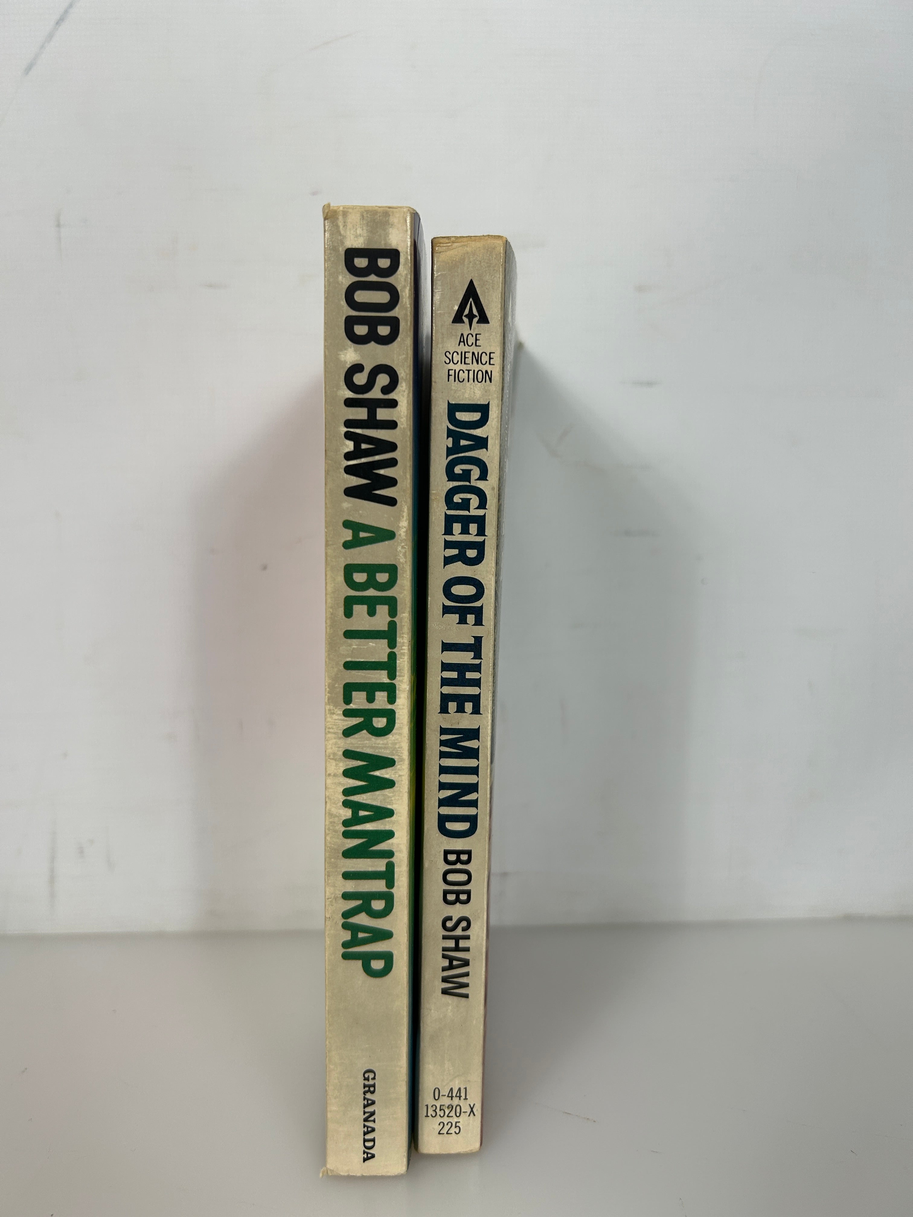 Lot of 2 Bob Shaw Sci-Fi paperbacks Dagger of the Mind/A Better Mantrap