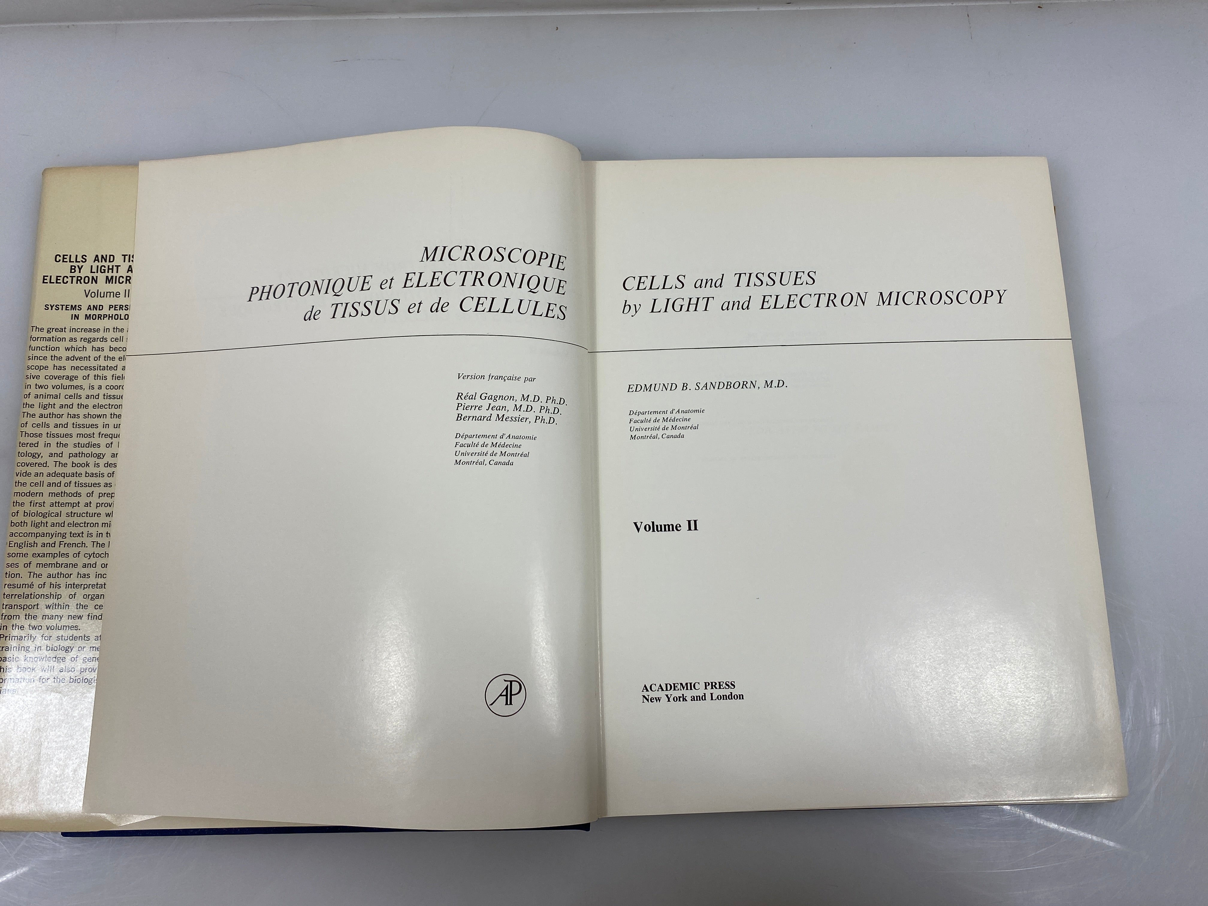 Lot of 2 Cells & Tissues by Light & Electron Microscopy 1-2 Ex-library 1970 HCDJ