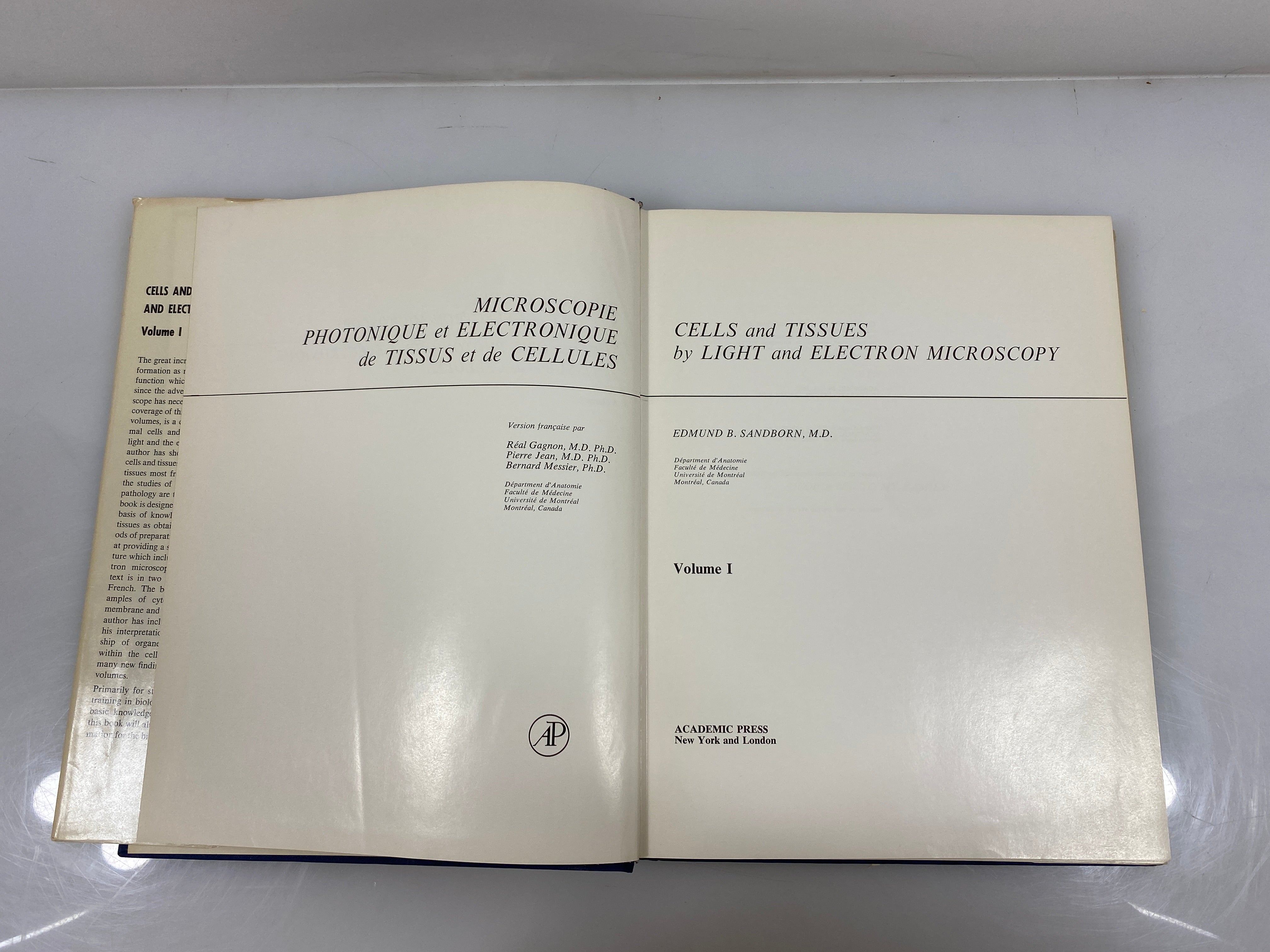 Lot of 2 Cells & Tissues by Light & Electron Microscopy 1-2 Ex-library 1970 HCDJ