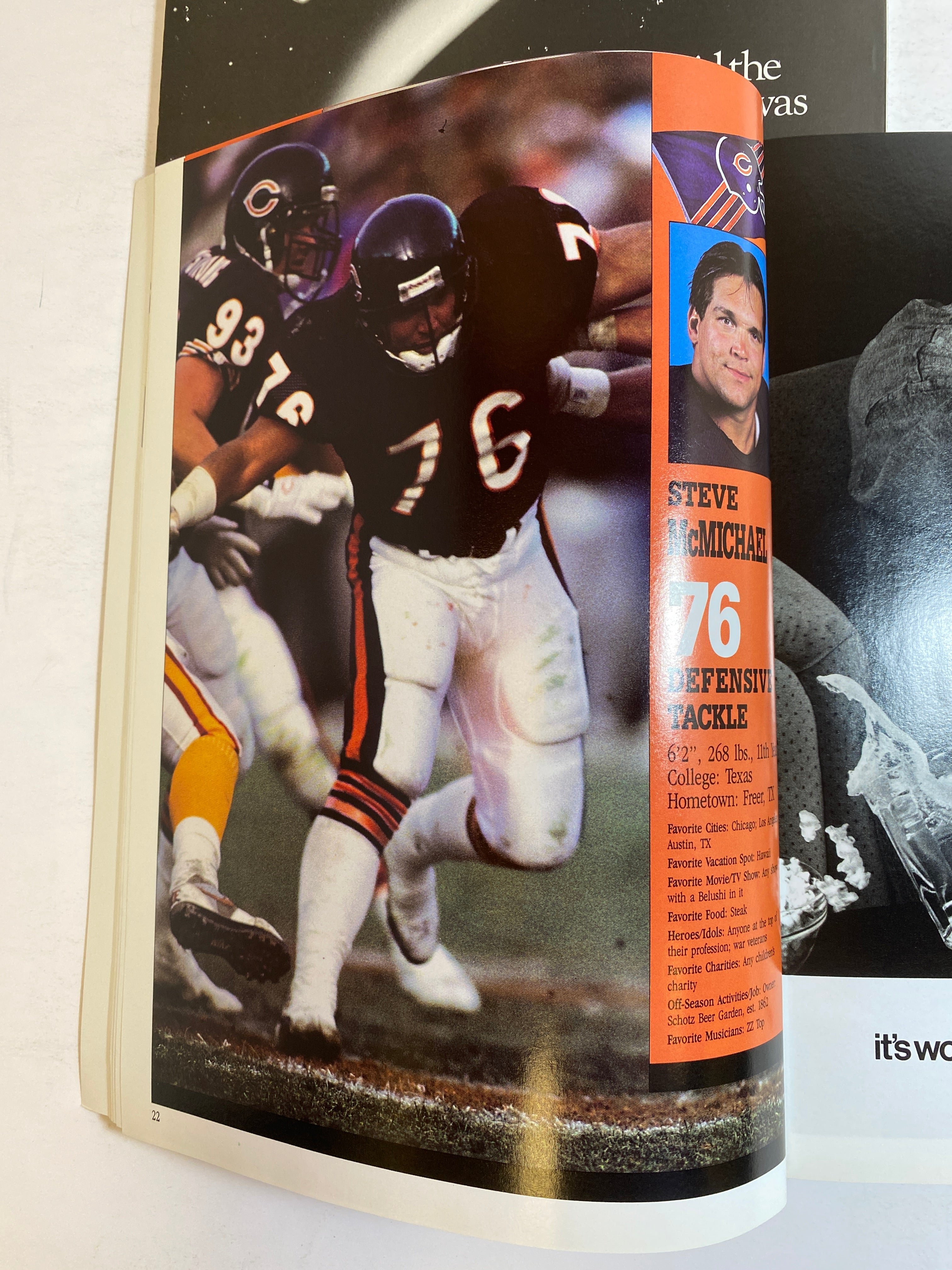Lot of 2 Chicago Bears Yearbooks 1989, 1990