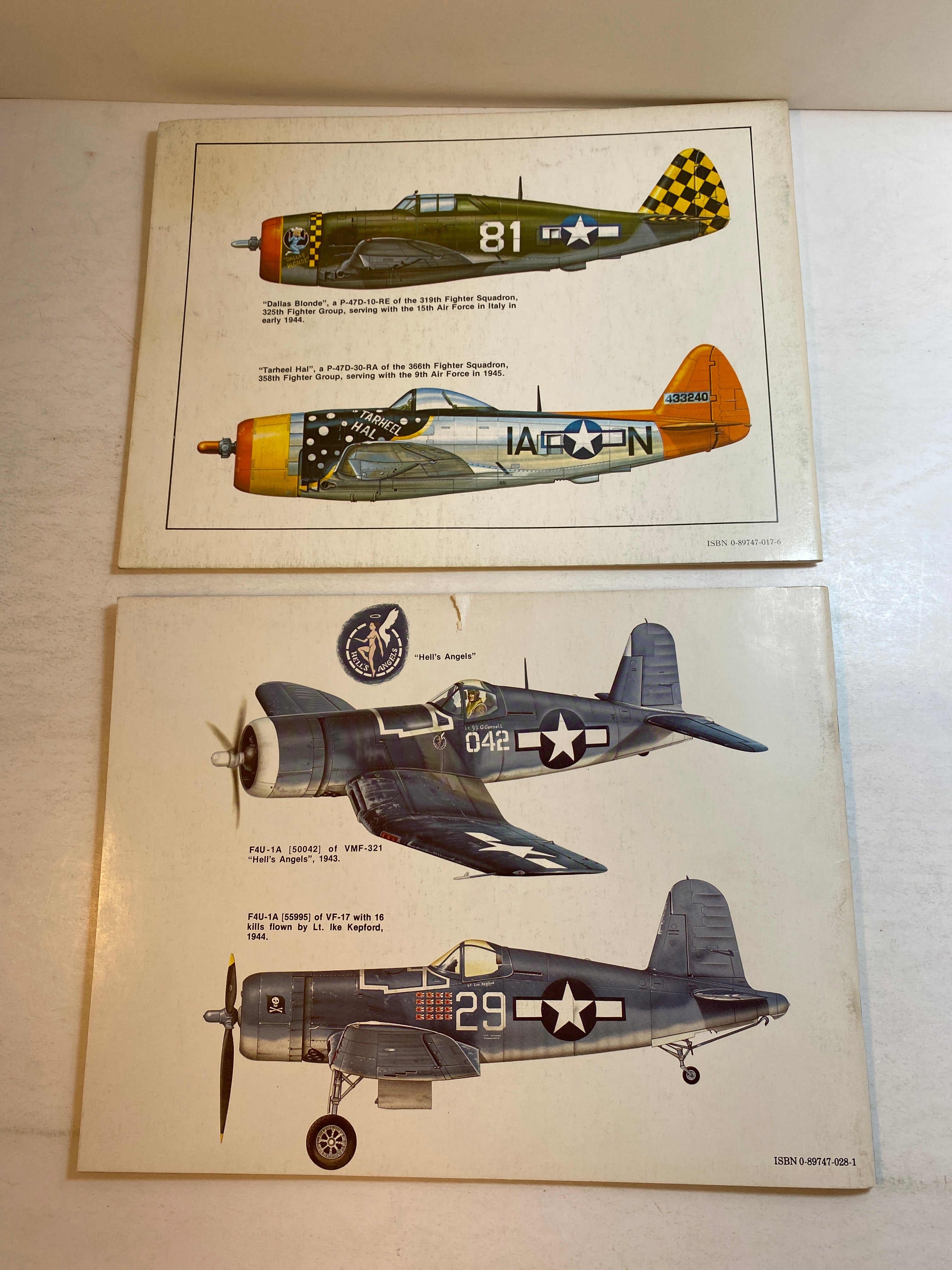 Lot of 2 In Action Booklets Thunderbolt F4U Corsair 1975-1977 Aircraft 18, 29