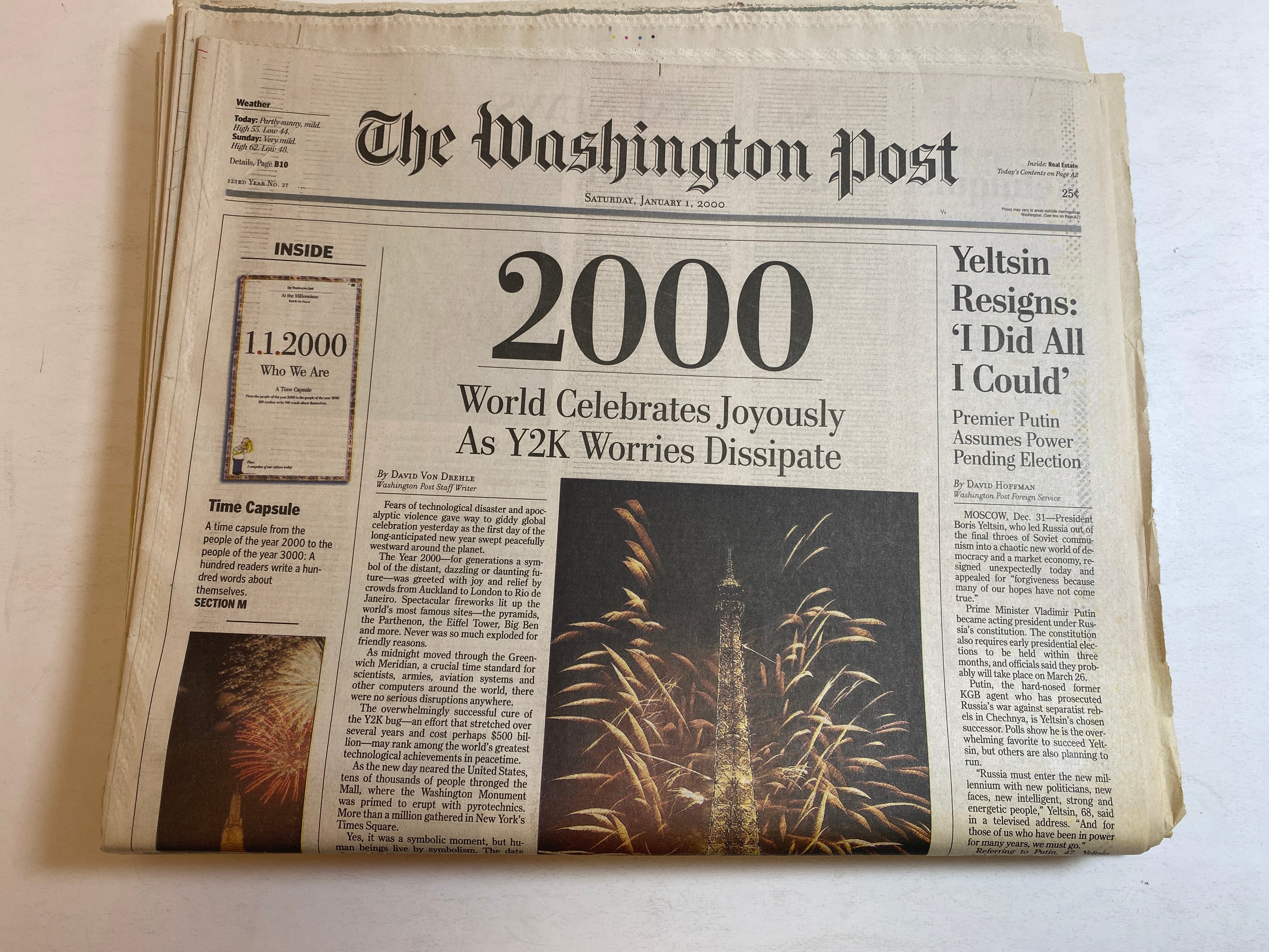 Lot of 2 January 1, 2000 Newspapers