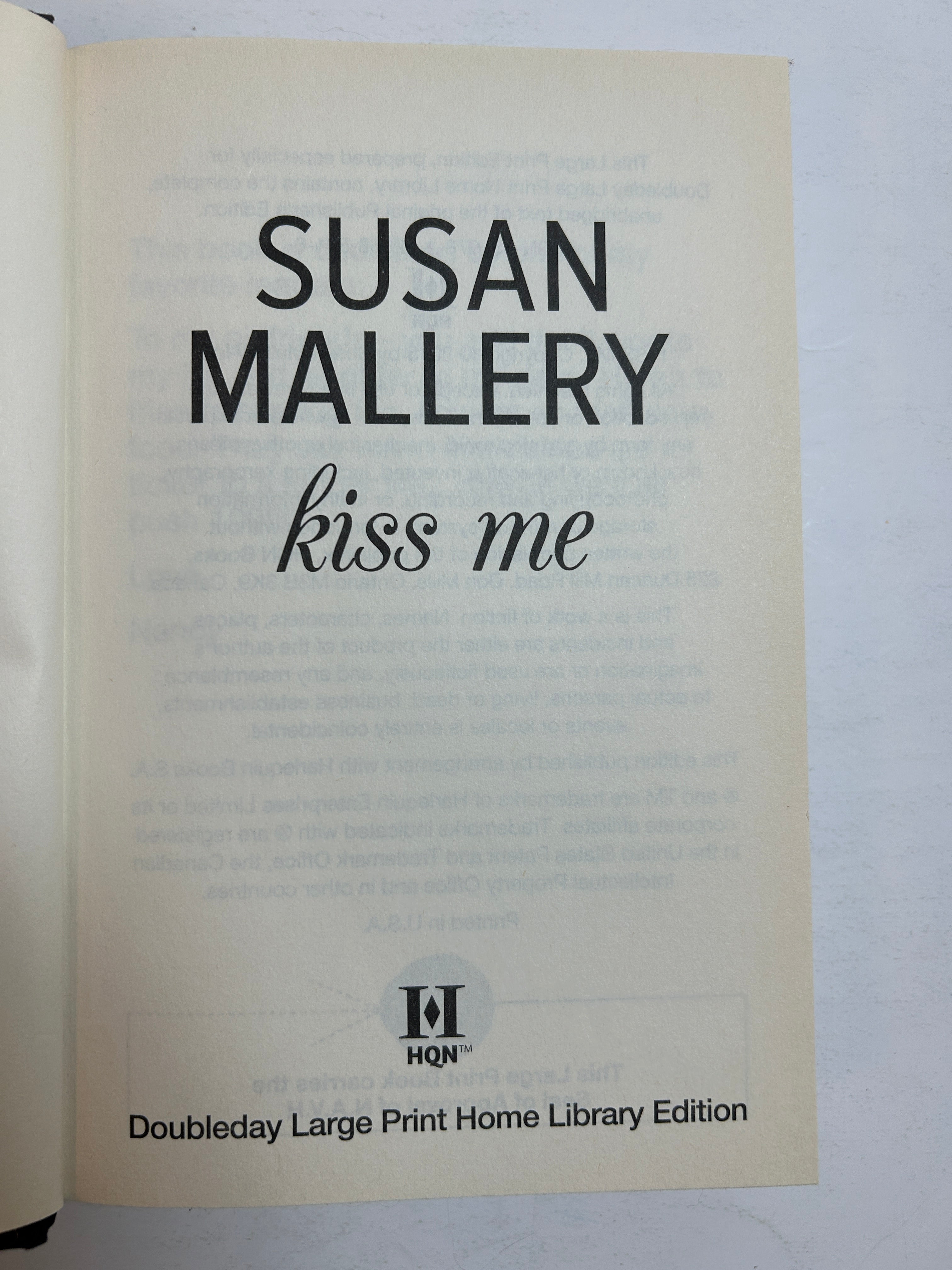 Lot of 2 LARGE PRINT Hardcover Romance Susan Mallery/Susan Wiggs HCDJ