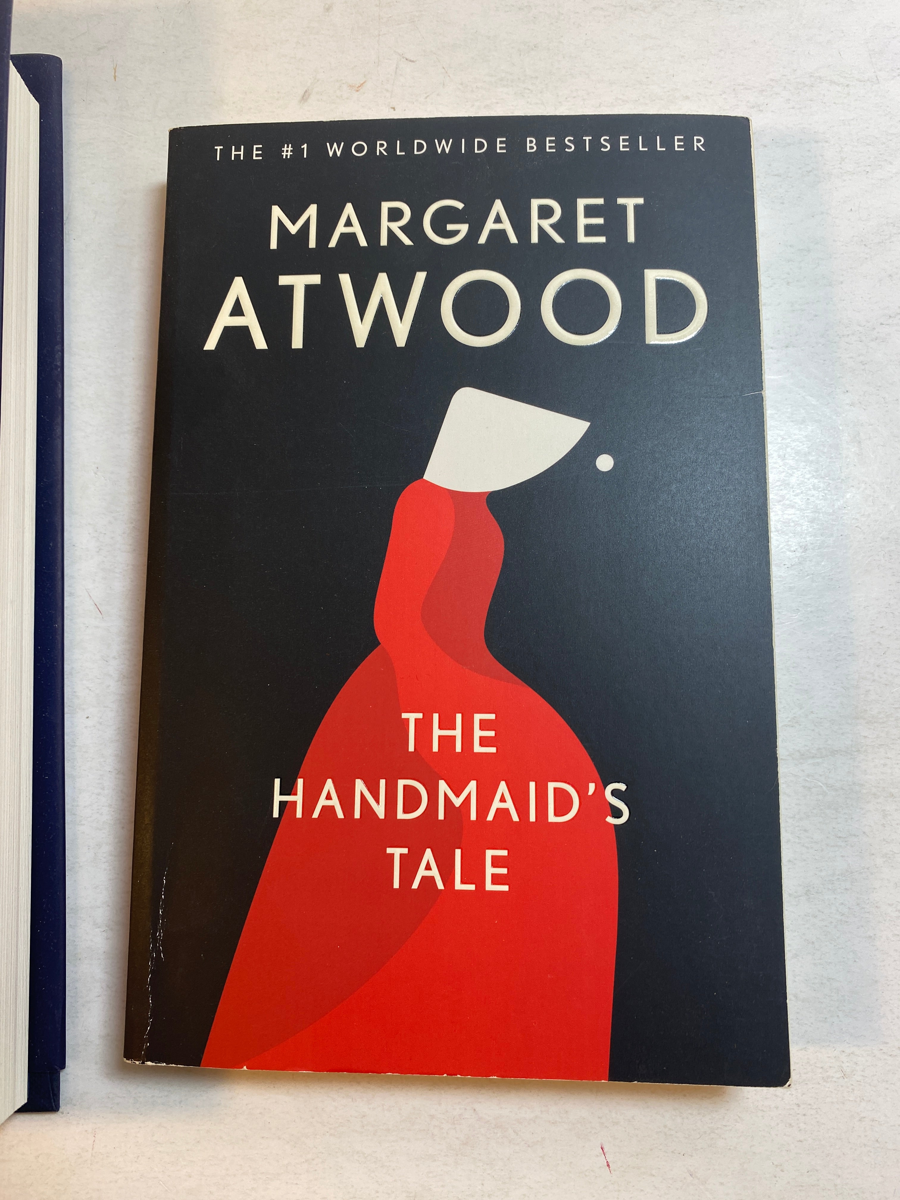 Lot of 2 Margaret Atwood Handmaid's Tale Testaments 1998-2019