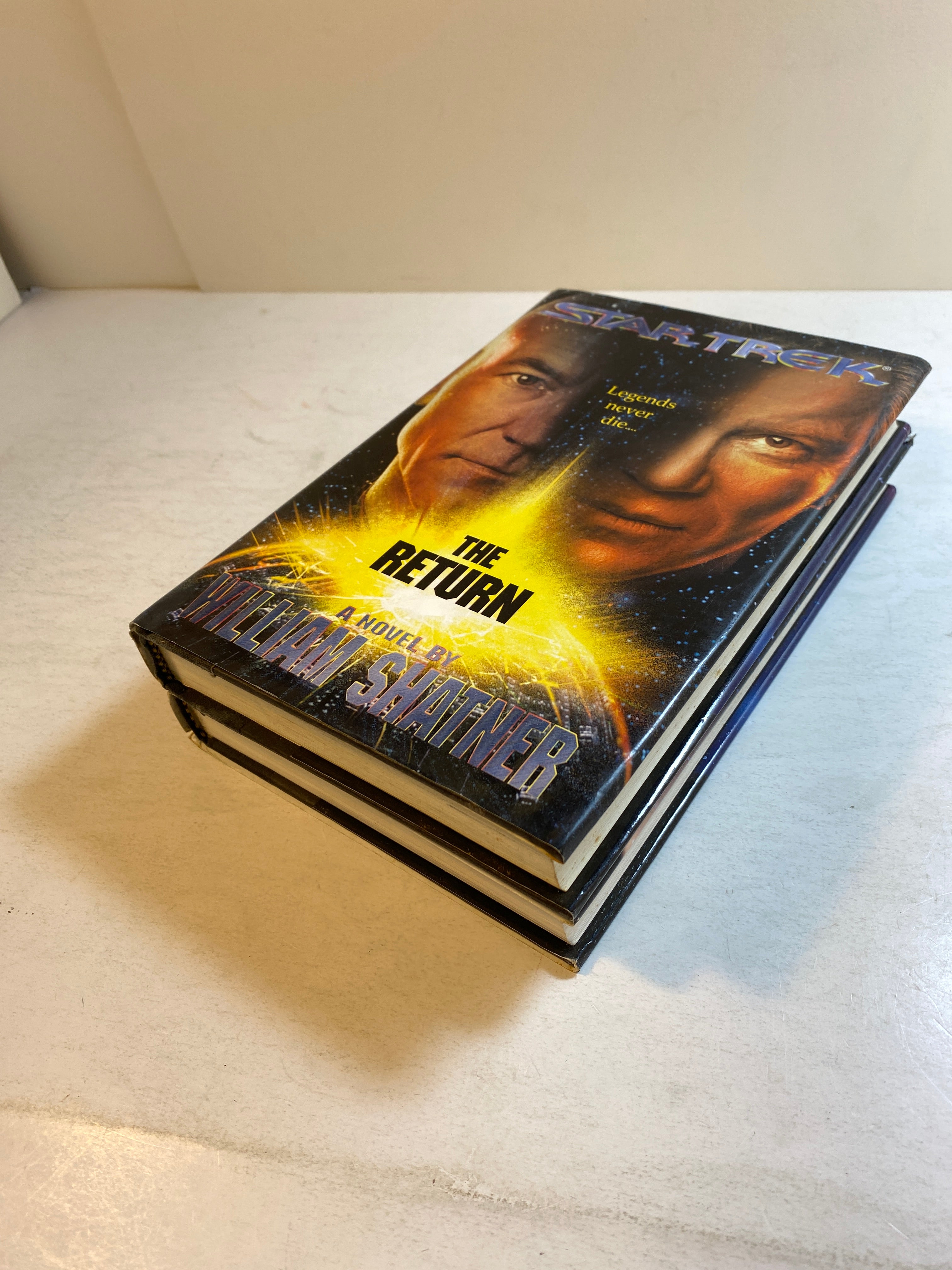 Lot of 2 Star Trek William Shatner Novels HCDJ 1995-1996