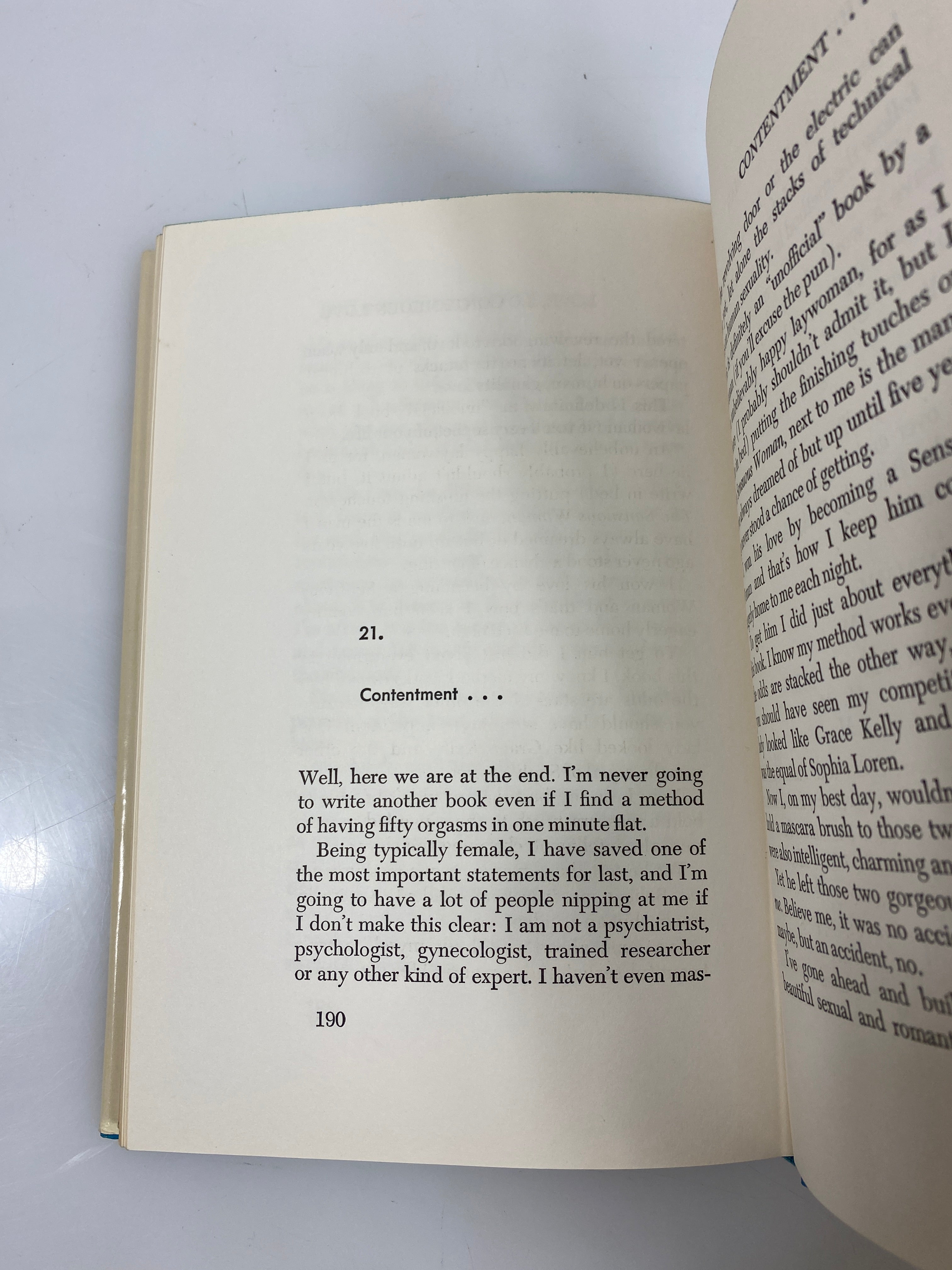 Lot of 2: The Sensuous Woman by "J"/The Sensuous Man by "M" 1970-71 HCDJ