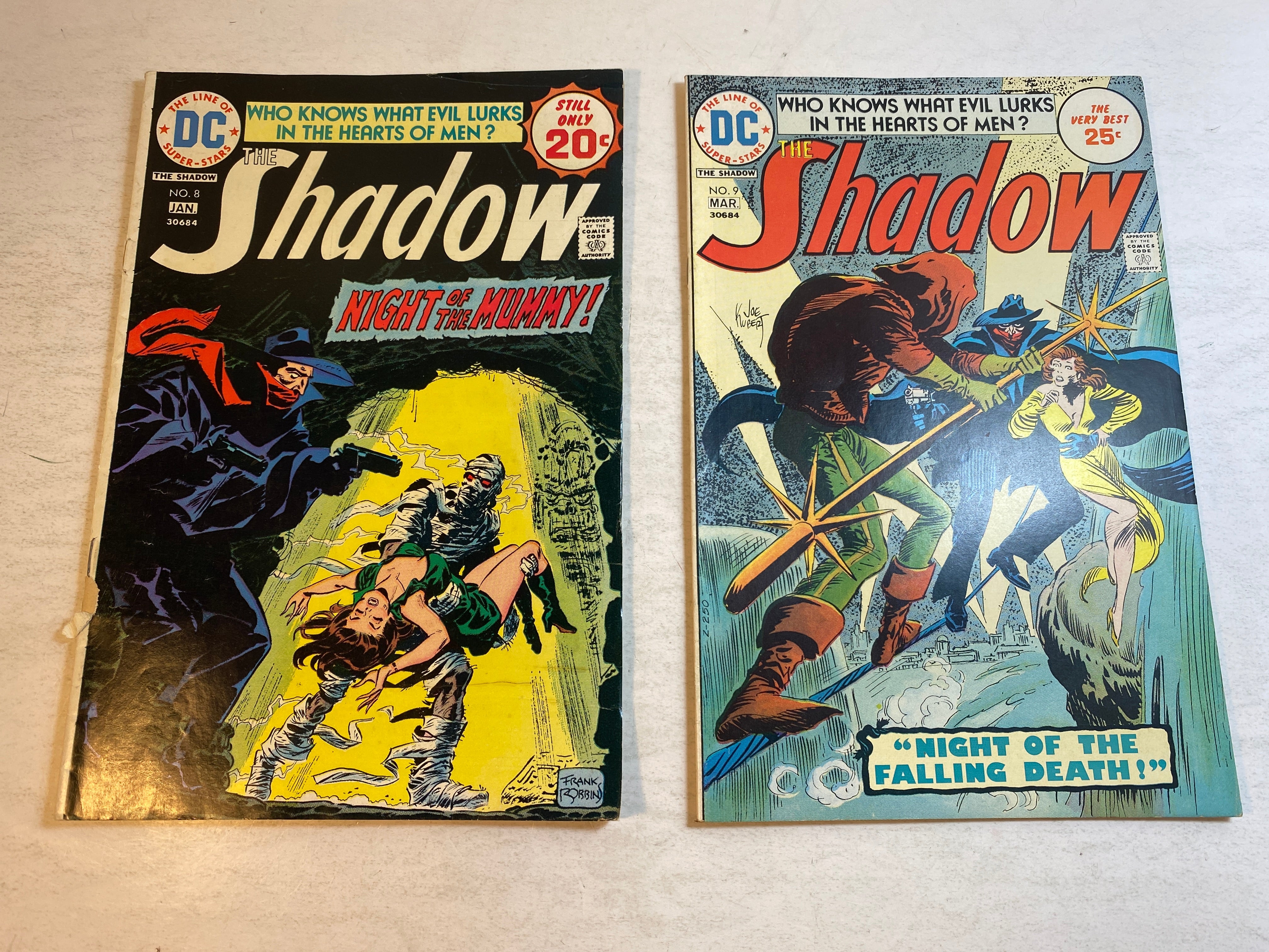 Lot of 2 The Shadow DC Comics 1975-1976