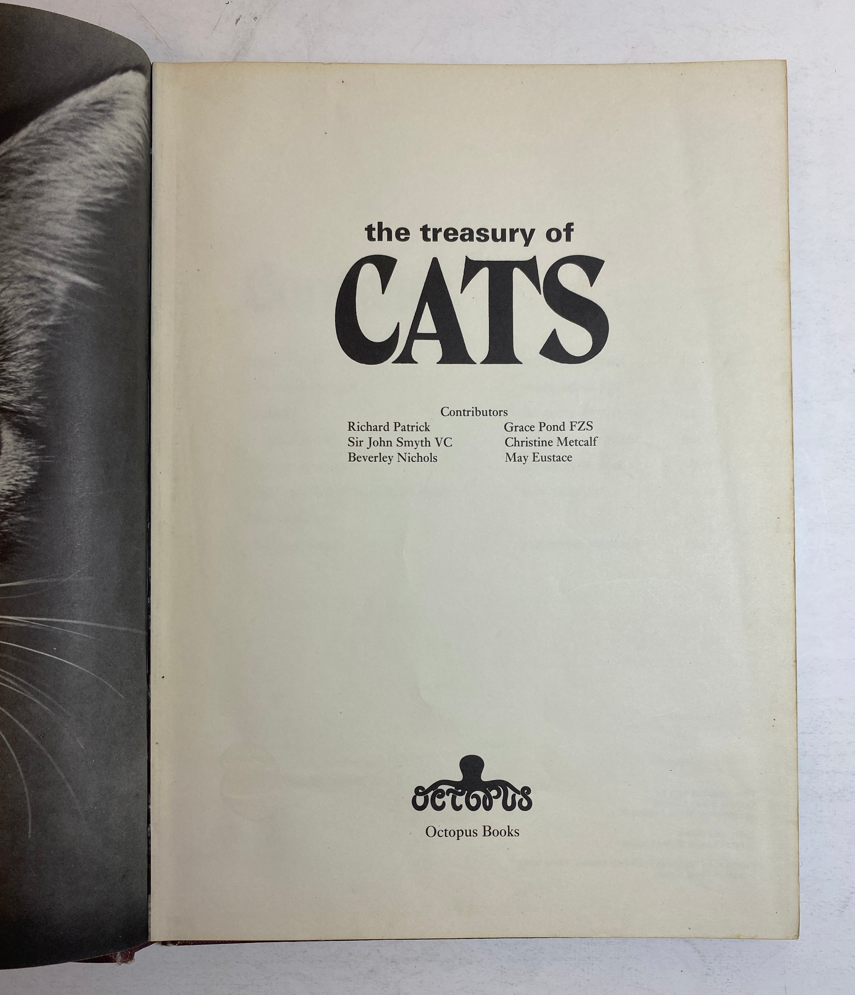 Lot of 2: The Treasury of Dogs/The Treasury of Cats 1964-72 Vintage HC