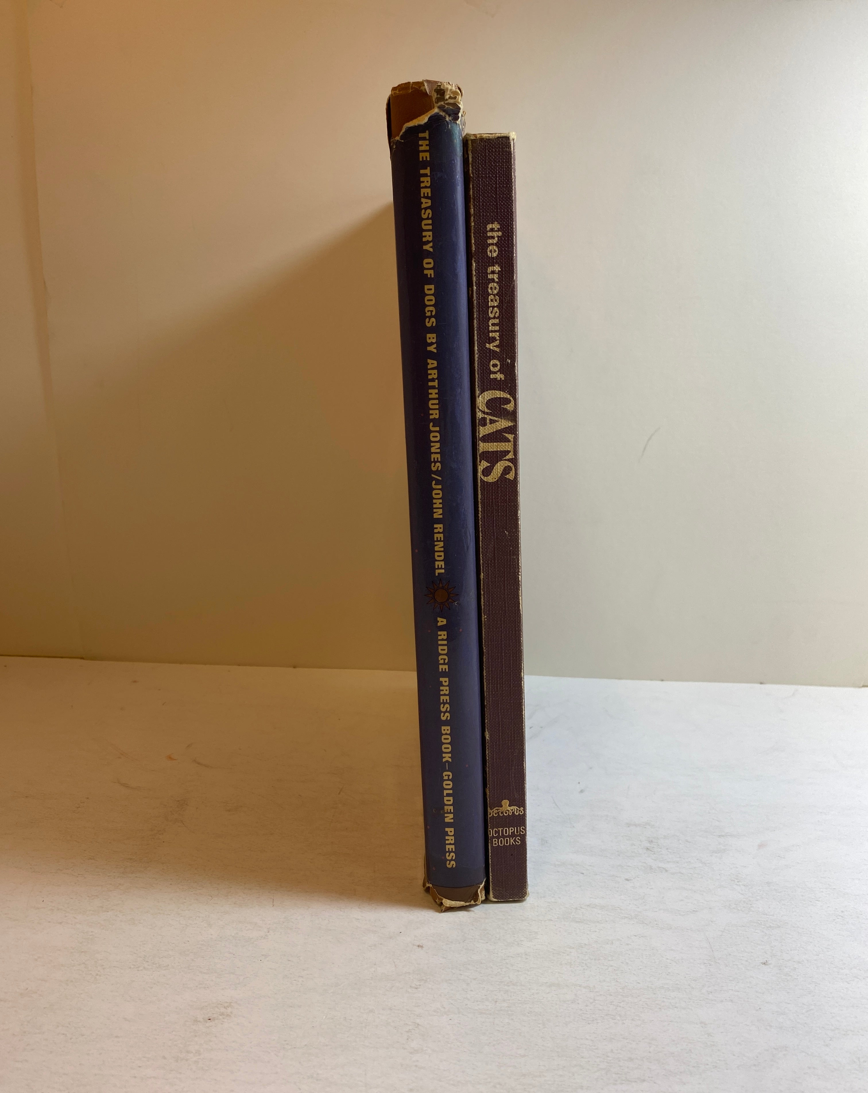 Lot of 2: The Treasury of Dogs/The Treasury of Cats 1964-72 Vintage HC
