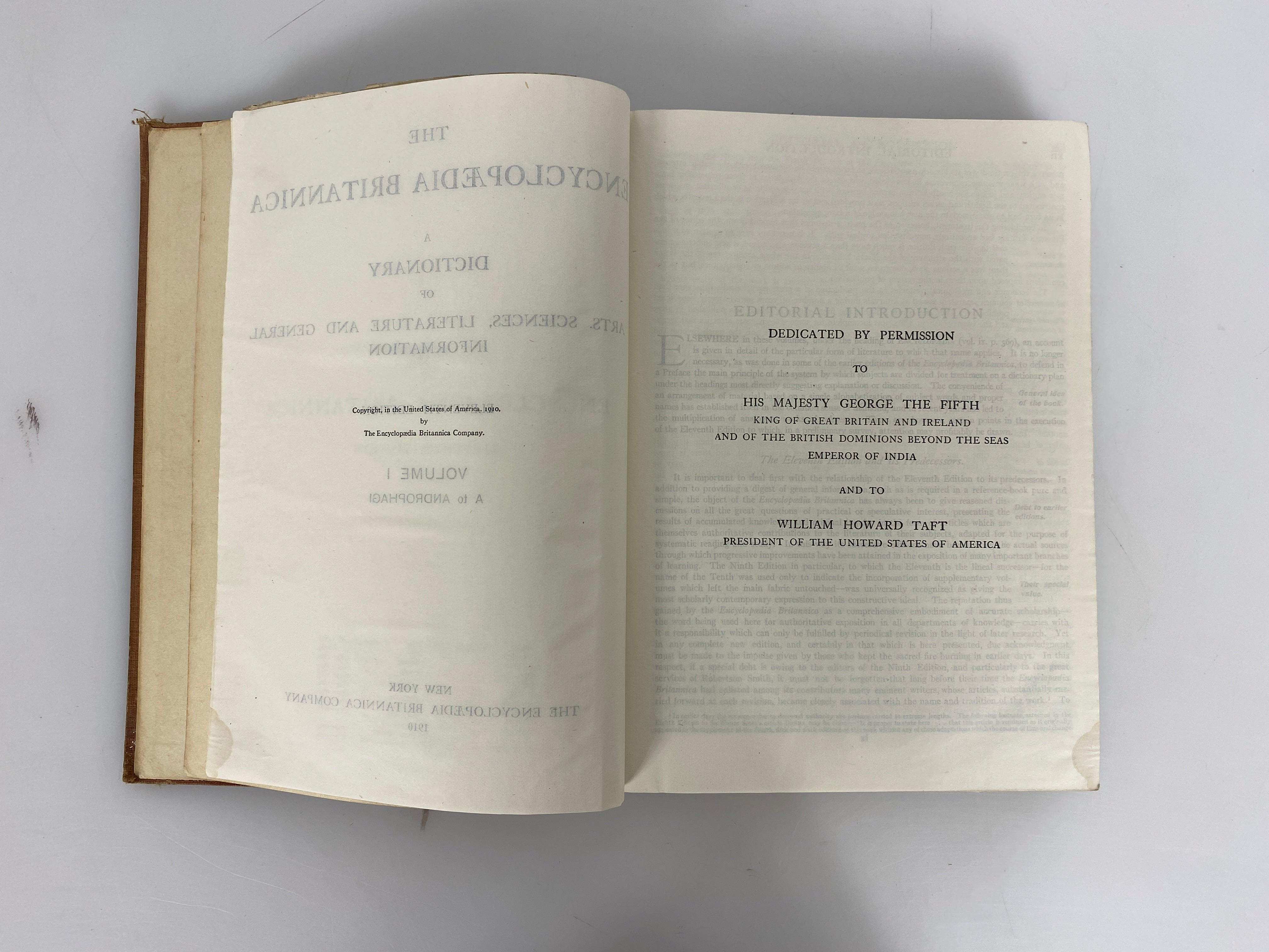 Lot of 26: The Encyclopedia Britannica Handy Volume 1911 1-14, 16-23, 25-28 HC