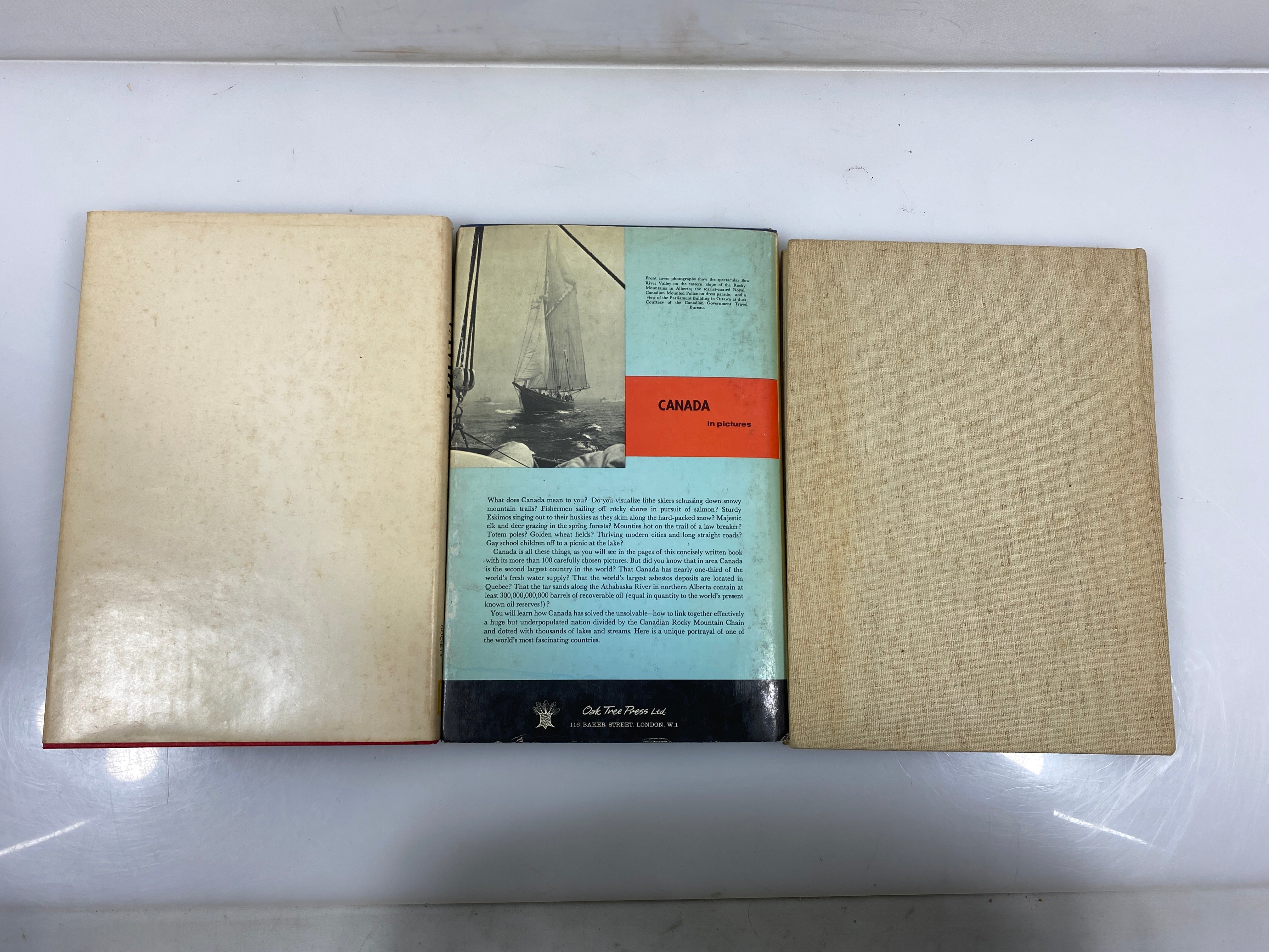 Lot of 3: Canada Photography and Guides 1960-1971 HC