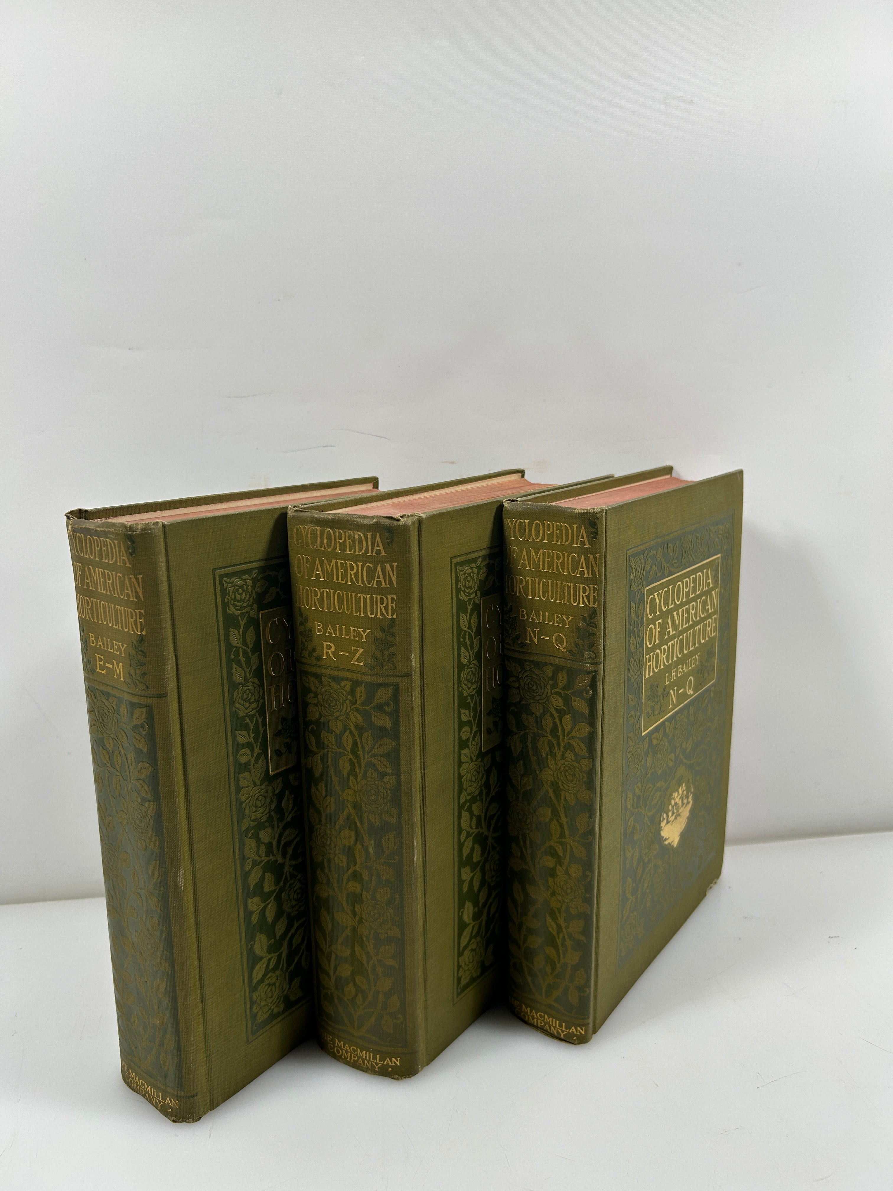 Lot of 3: Cyclopedia of American Horticulture E-M, N-Q, R-Z Bailey HC 1910