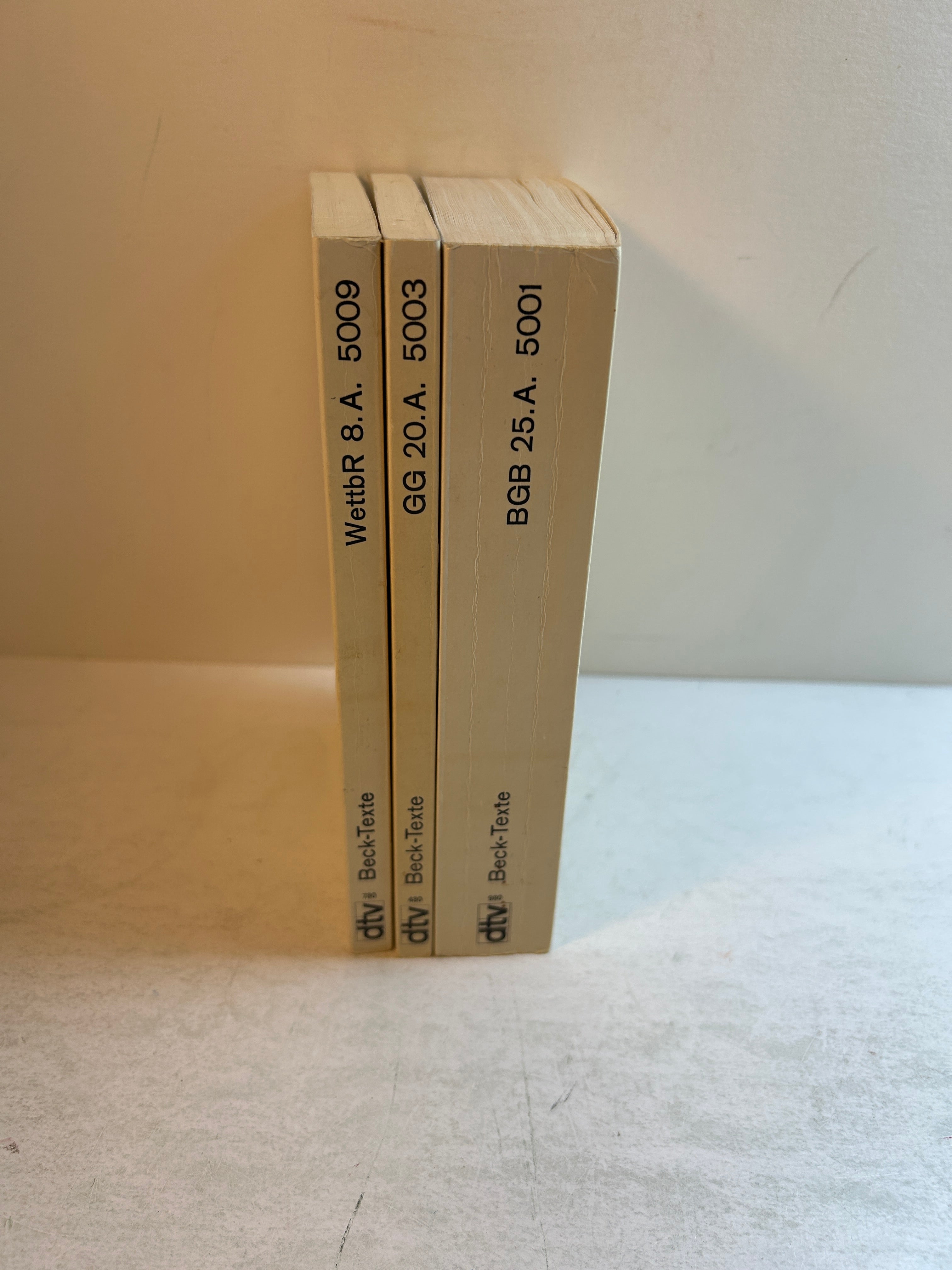 Lot of 3: German Perfect Paperbacks/Beck-Texte 1980 SC
