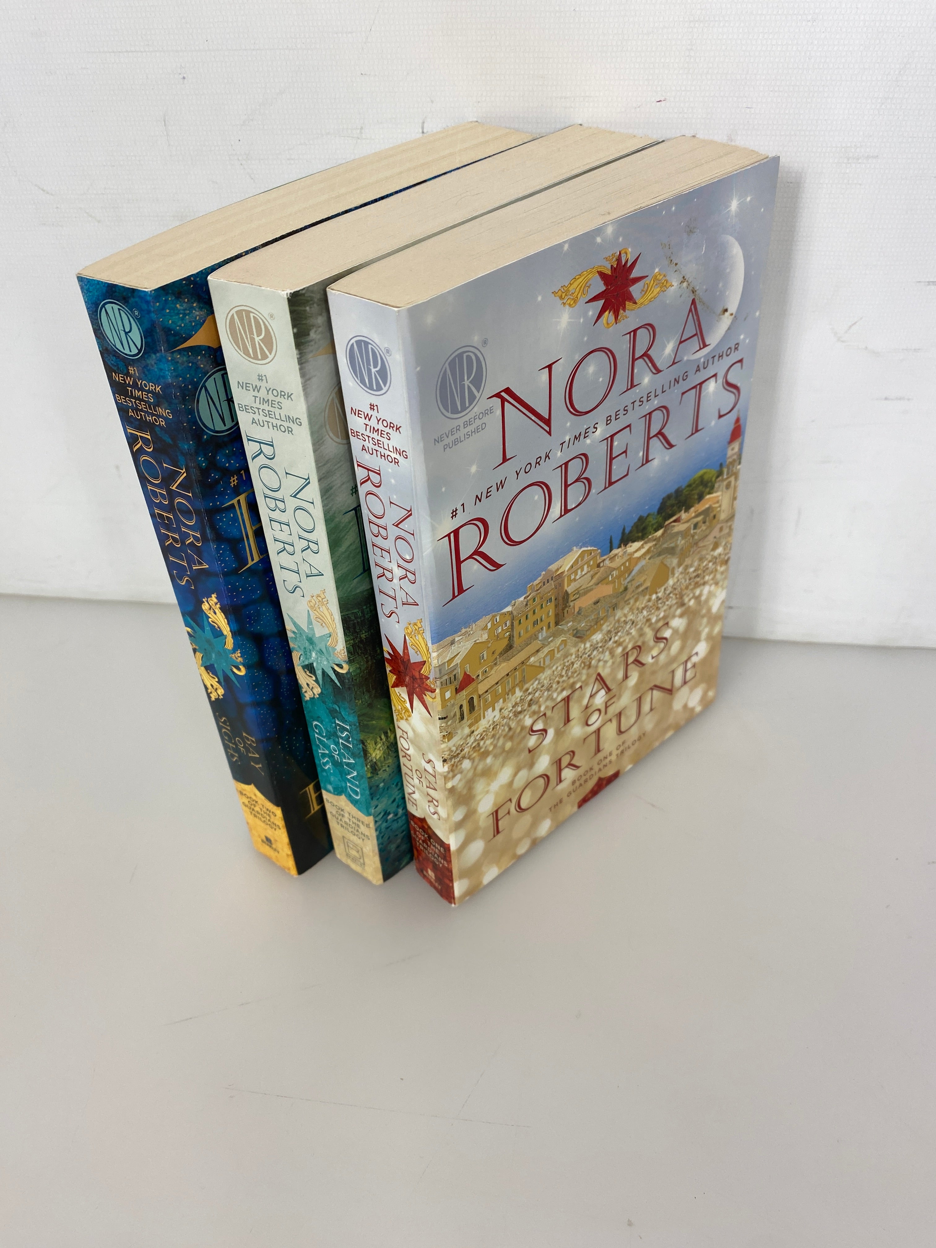 Lot of 3 Nora Roberts Guardian Trilogy SC 2015-2016
