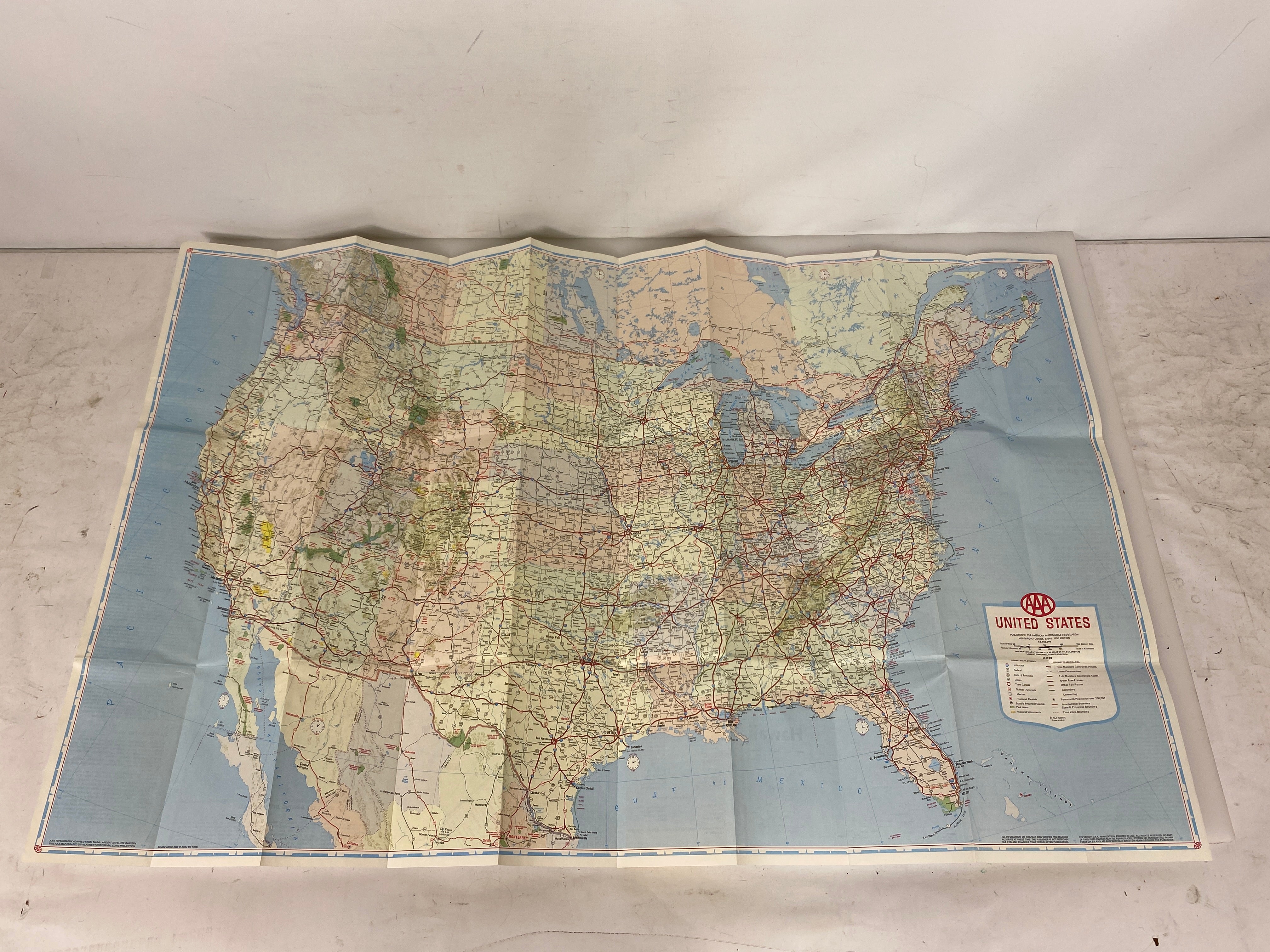 Lot of 3: Rand McNally Pocket Atlas/AAA USA Map/Hammond's Superior Map of USA