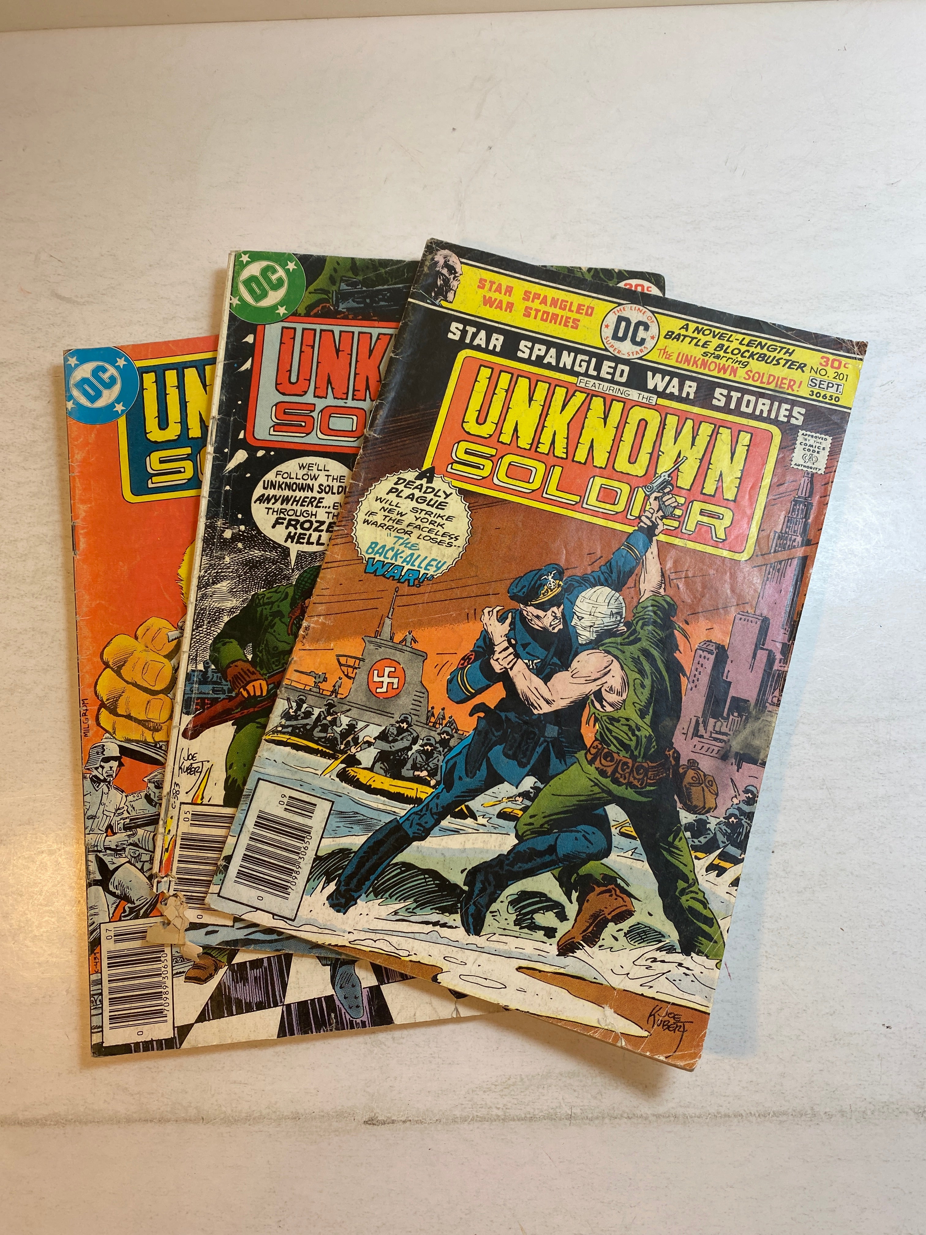 Lot of 3 Star Spangled War Stories Unknown Solider DC Comics 1976-1977