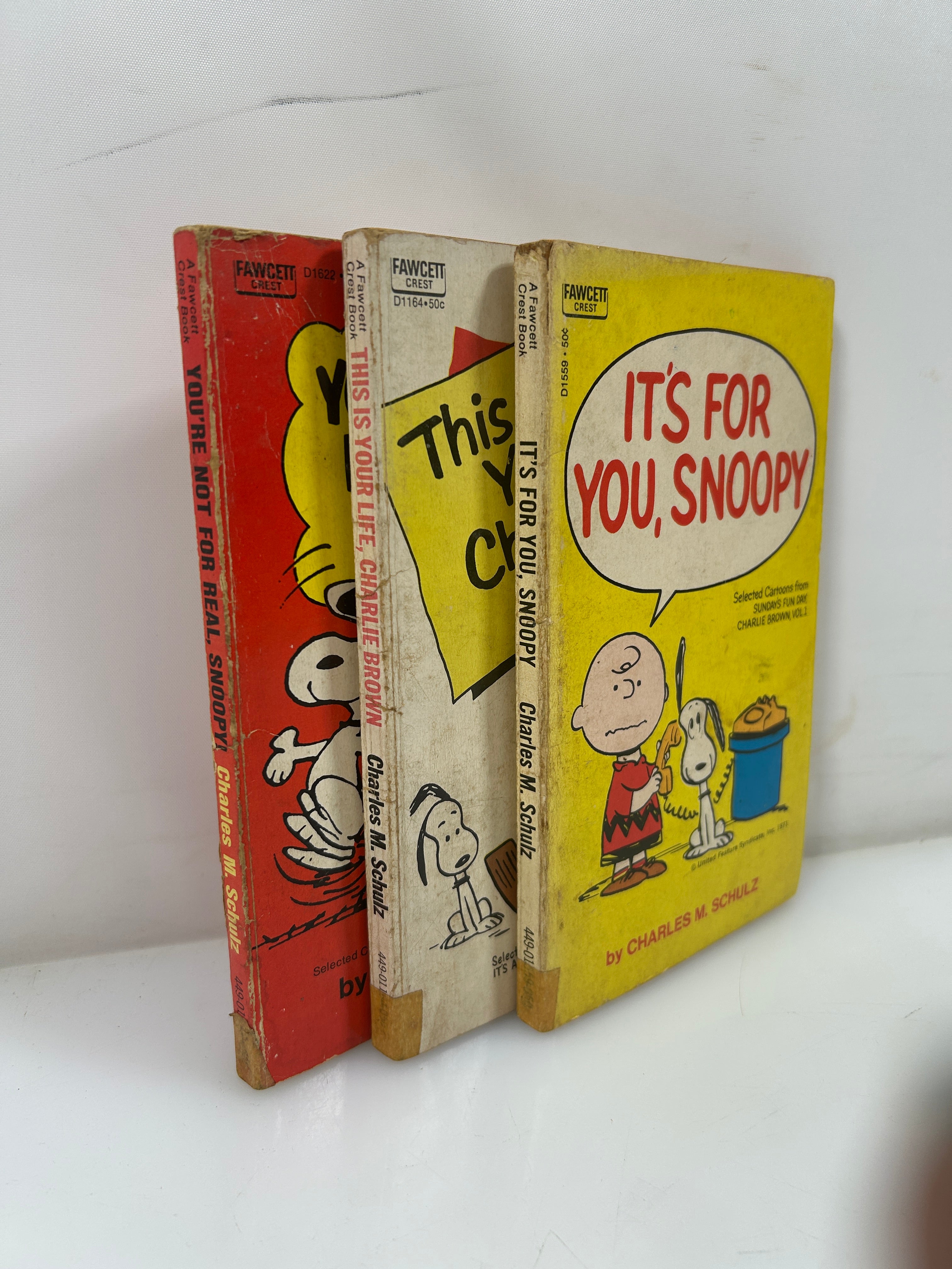 Lot of 3 Vintage 1960-70’s Snoopy Peanuts Comic Paperback Books Charlie Brown