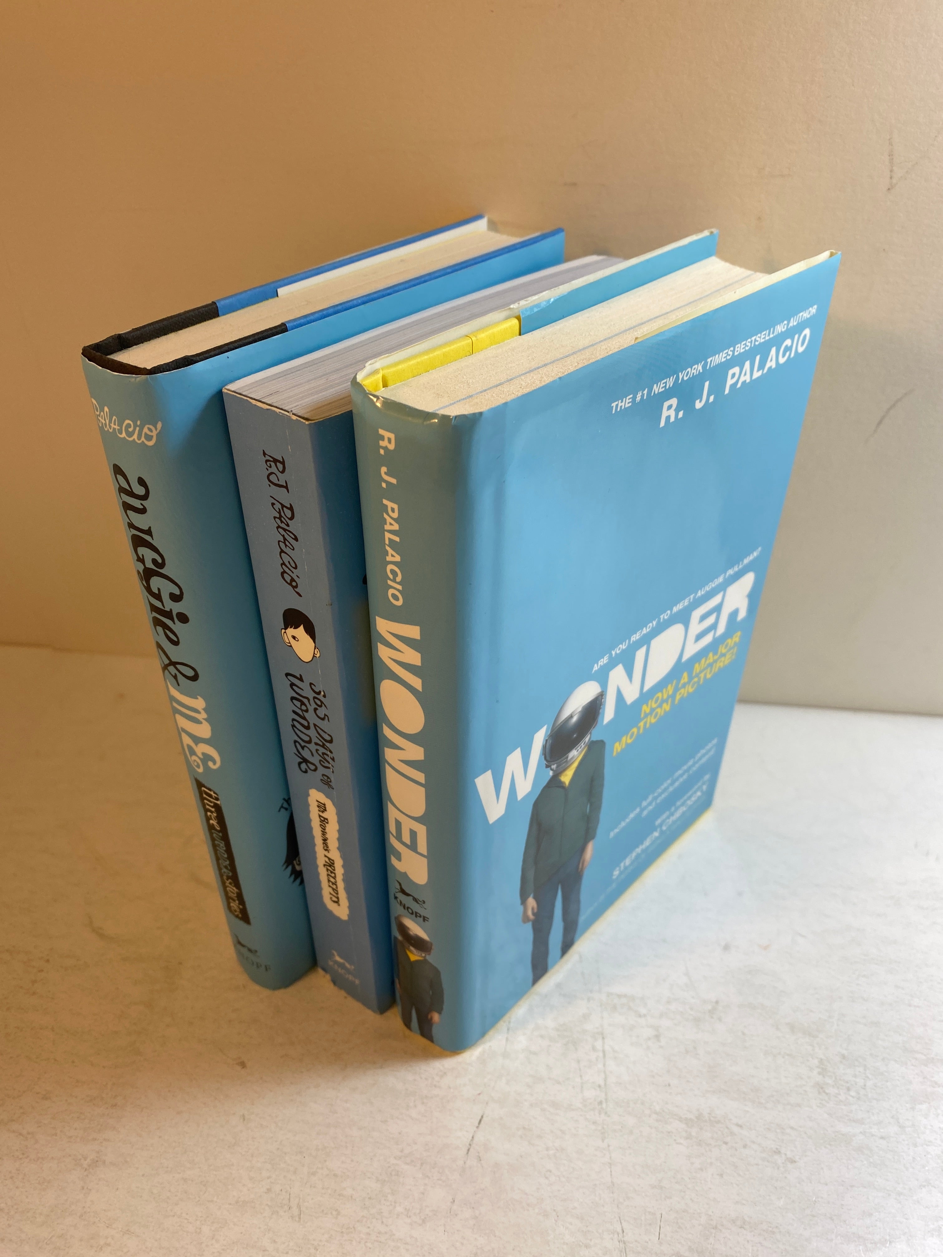 Lot of 3 Wonder Books RJ Palacio 2012-2015